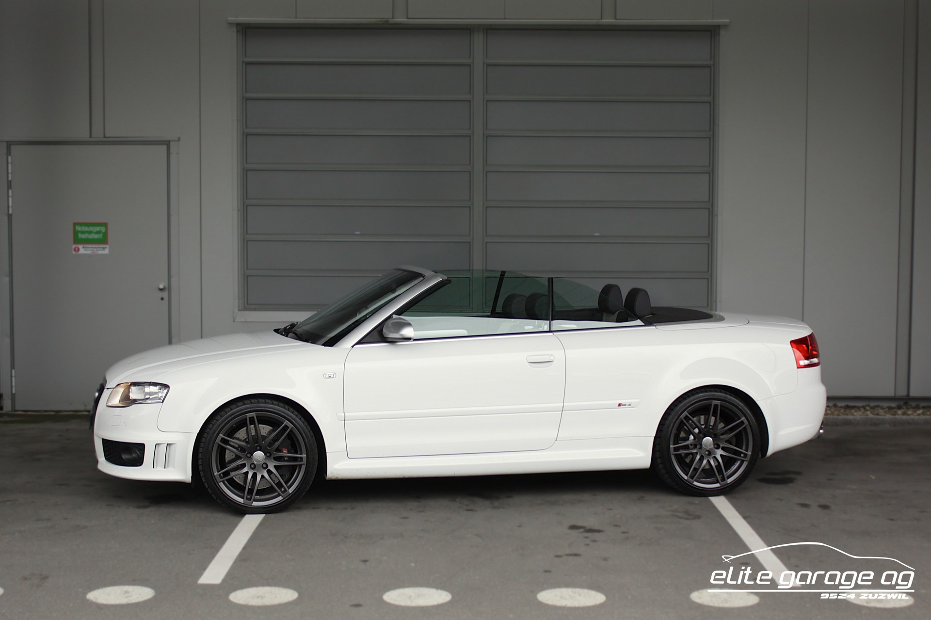 AUDI RS4 Cabriolet 4.2 V8 quattro