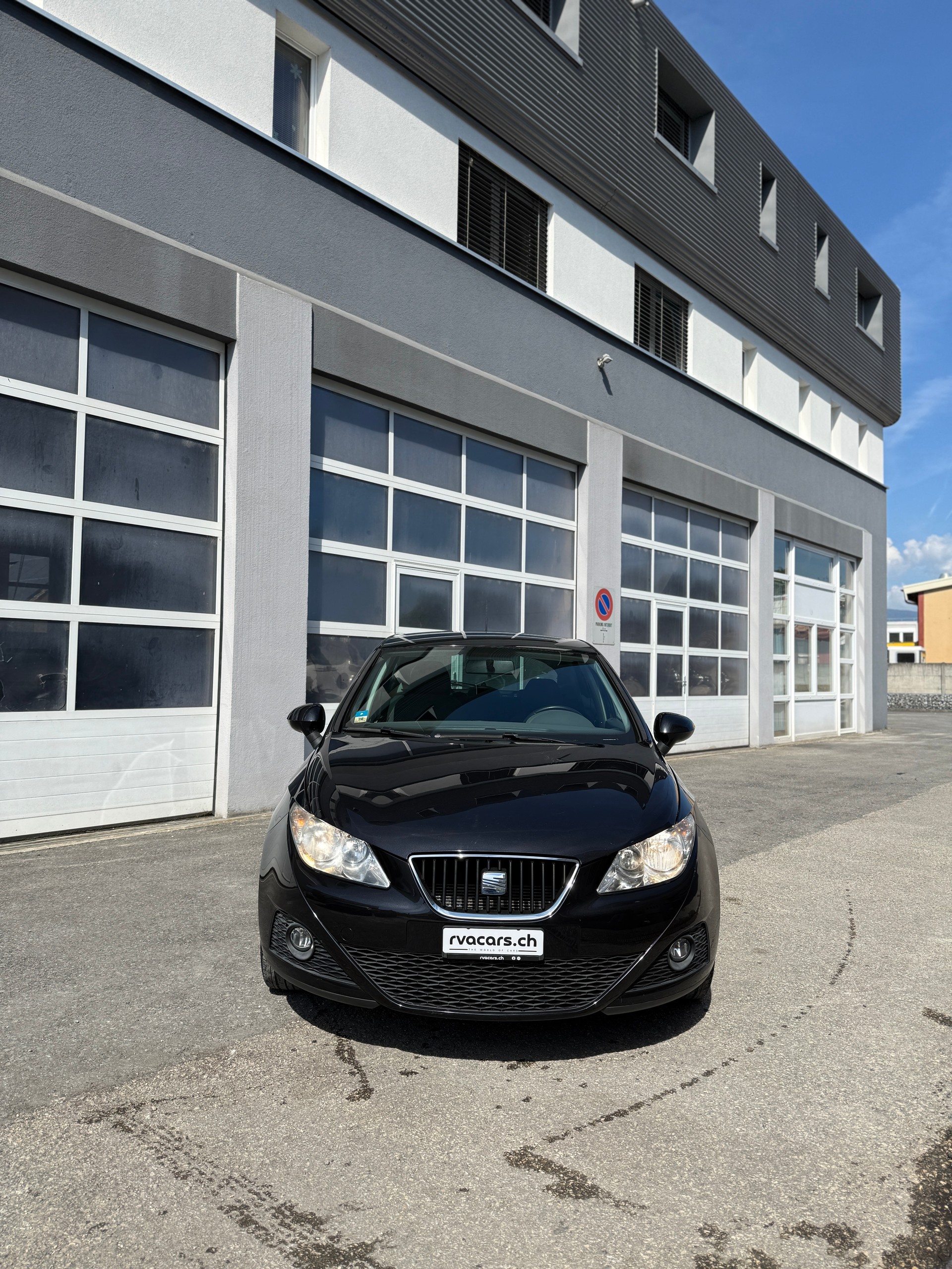SEAT Ibiza 1.6 Style-image-1