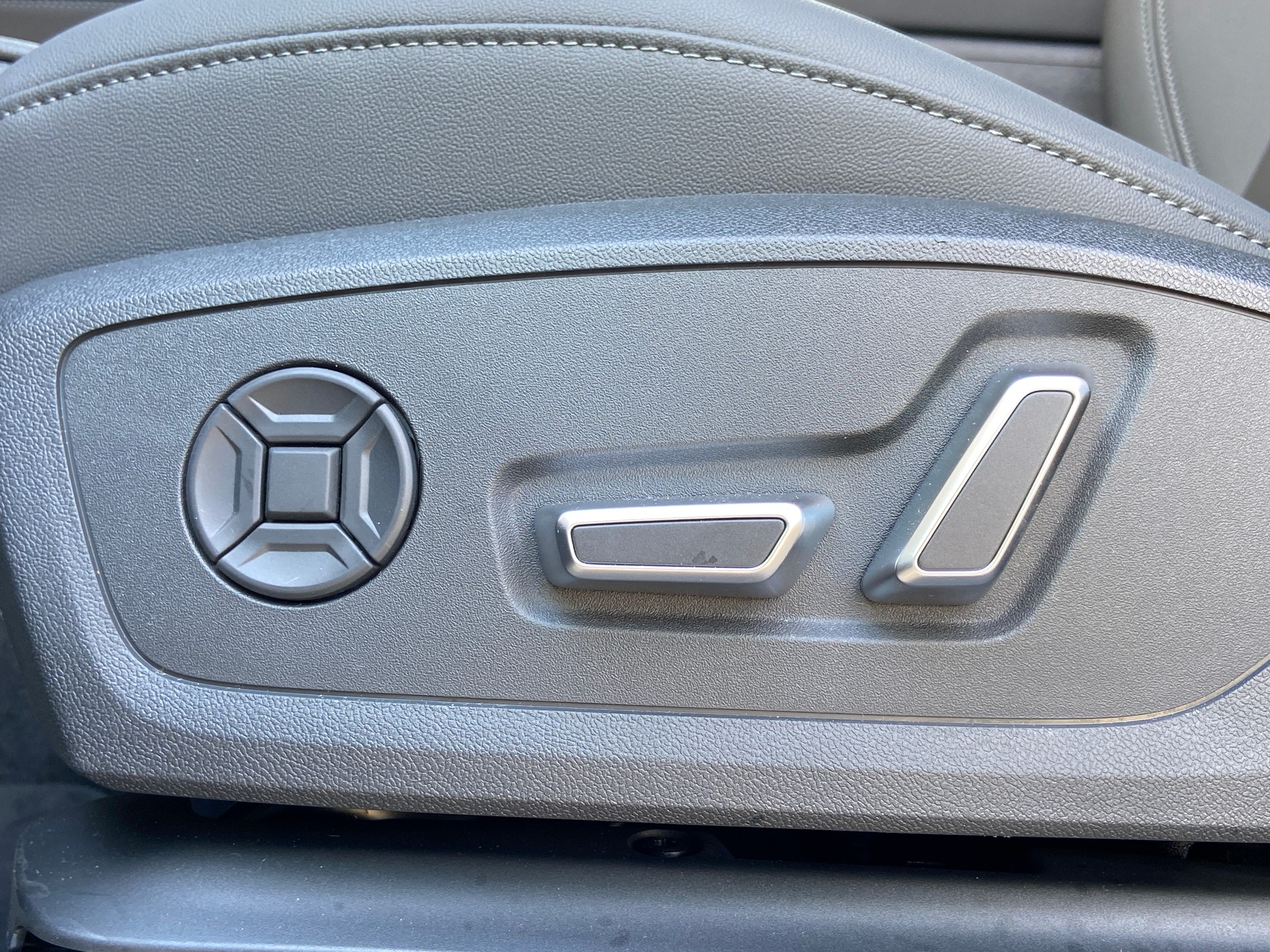 AUDI Q3 SUV TFSI 266 quattro S tronic Sline-image-7