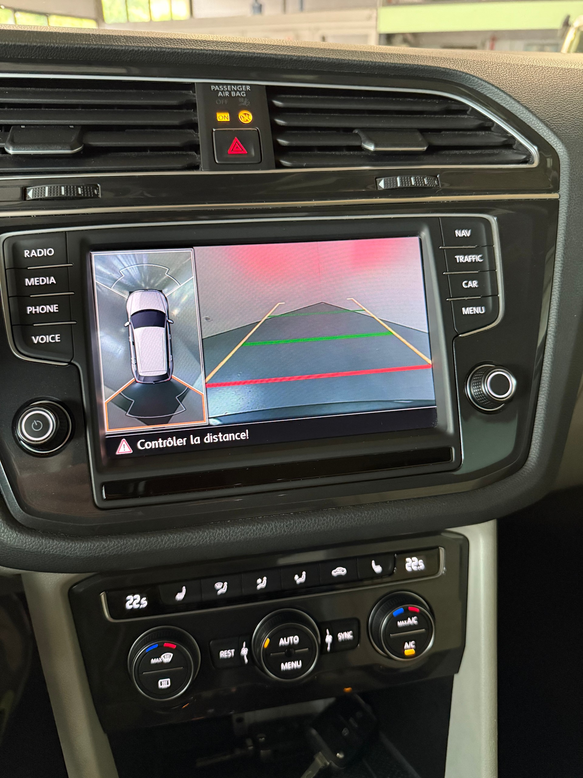 VW Tiguan 2.0 TDI SCR Highline 4Motion DSG-image-11