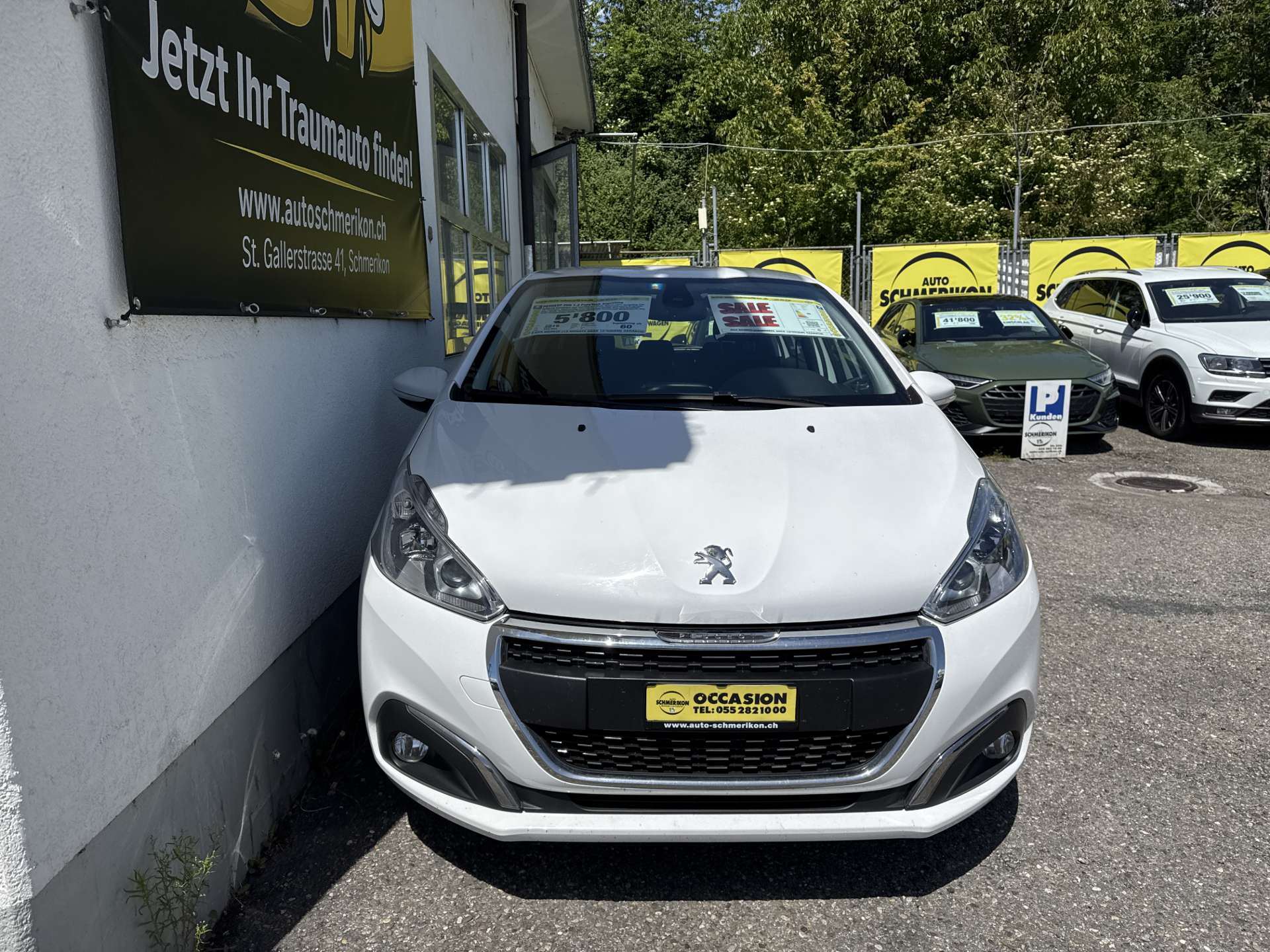 PEUGEOT 208 1.2 PureTech Signature-image-14