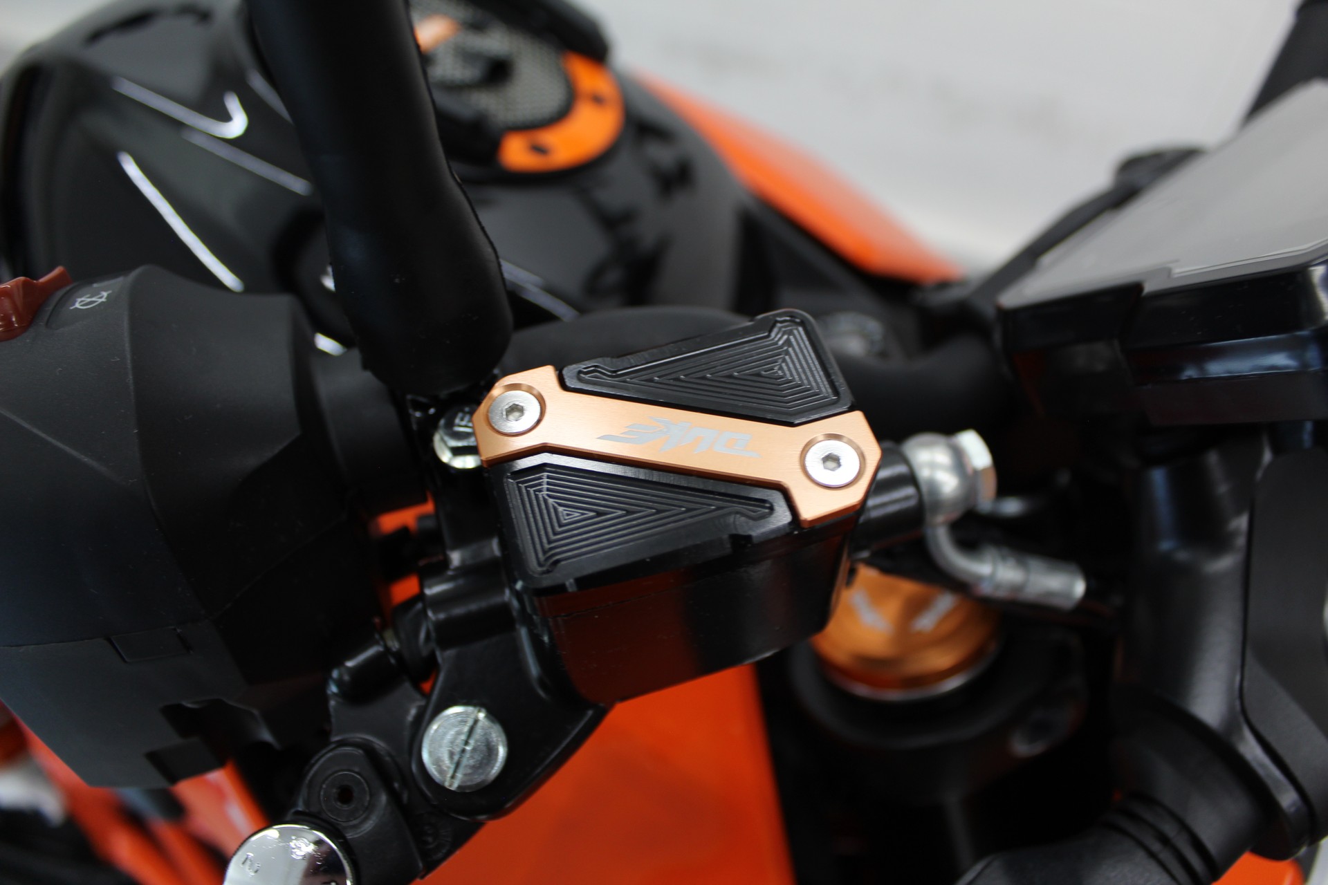 KTM 390 Duke-image-9