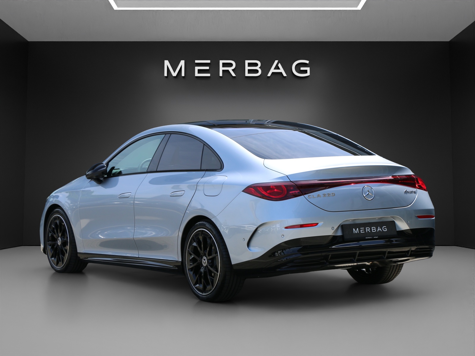 MERCEDES-BENZ CLA 220 4MATIC (NEW)-image-2