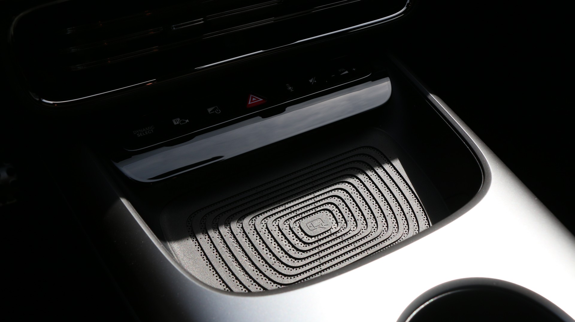 MERCEDES-BENZ CLA 220 4MATIC (NEW)-image-15