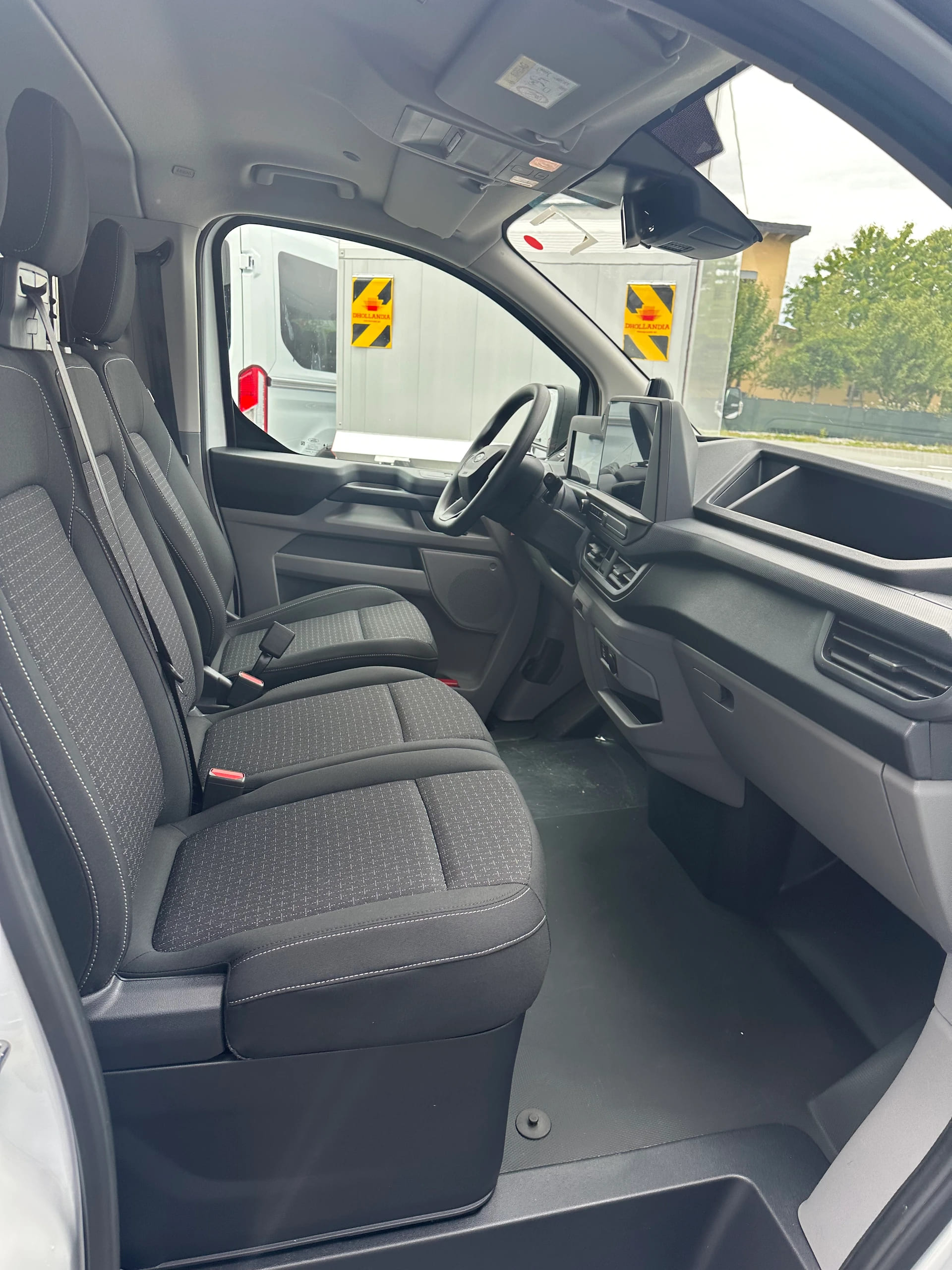 FORD Transit C combi 320 L2 2.0 Eco Trend/170CV/Aut.4x4-image-13