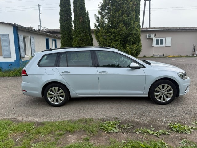 VW Golf Variant 1.4 TSI Comfortline DSG-image-6