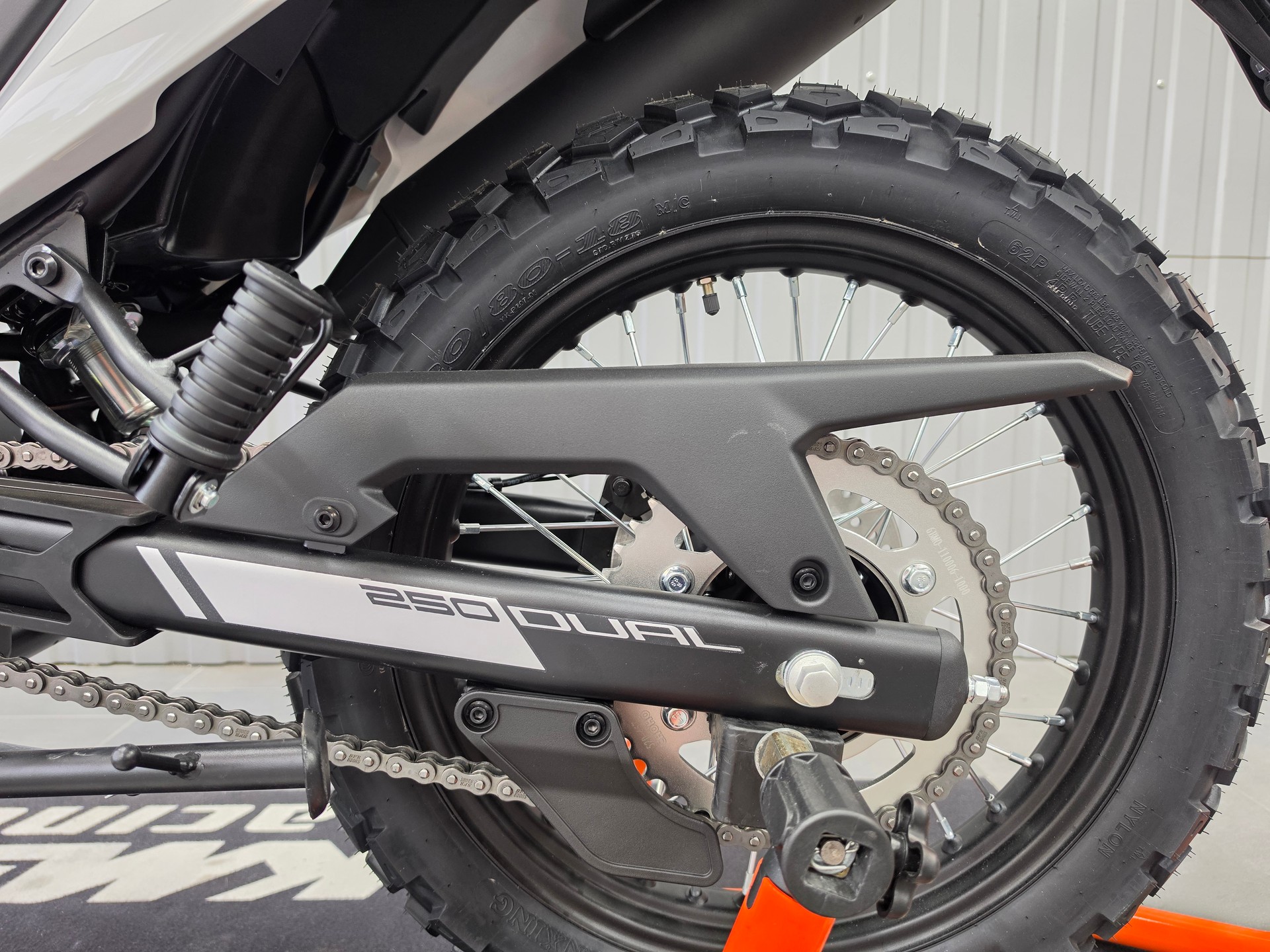 CF MOTO Dual 250-image-7