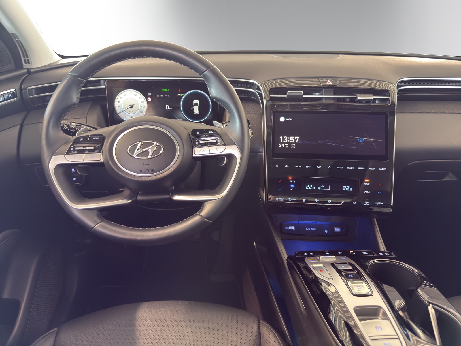 HYUNDAI Tucson 1.6 PHEV Vert. 4WD-image-11