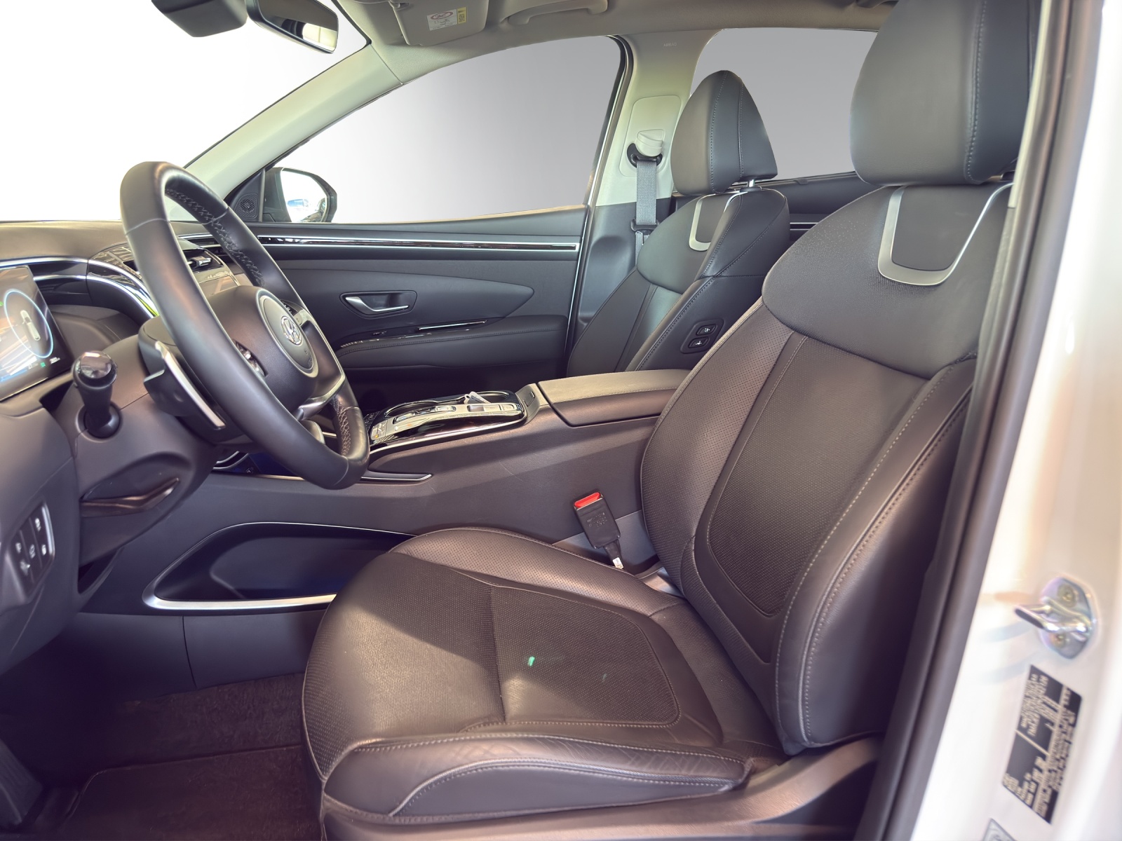 HYUNDAI Tucson 1.6 PHEV Vert. 4WD-image-7