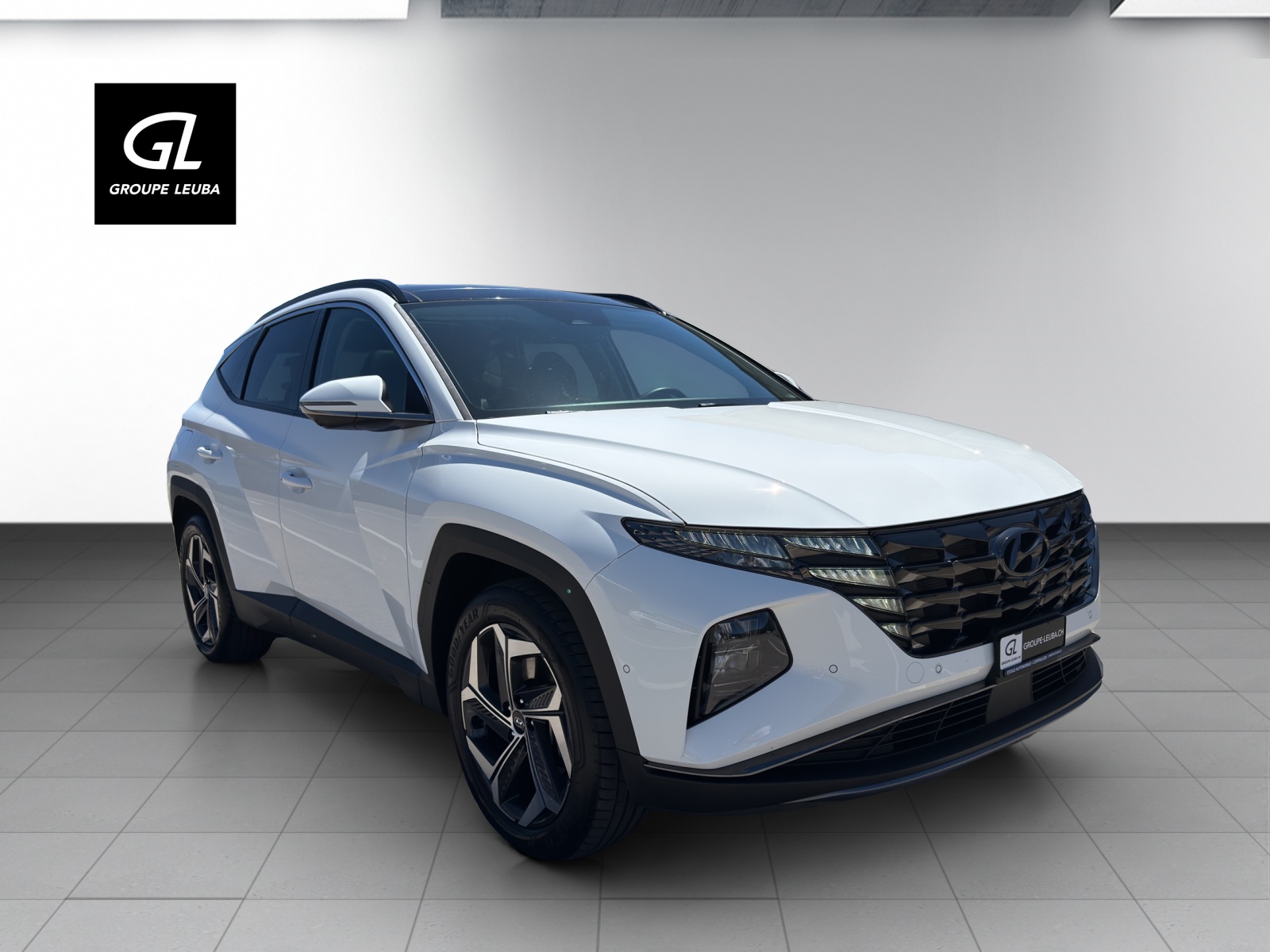 HYUNDAI Tucson 1.6 PHEV Vert. 4WD-image-0