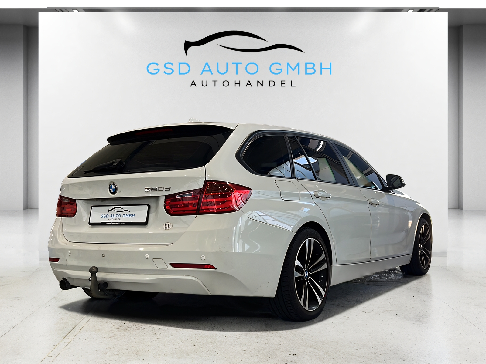 BMW 320d Touring Sport Line Steptronic**Anhängerkupplung**-image-4