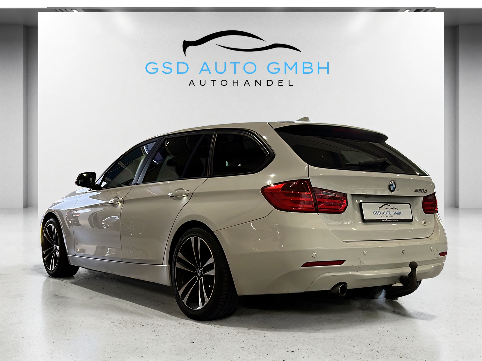 BMW 320d Touring Sport Line Steptronic**Anhängerkupplung**-image-2