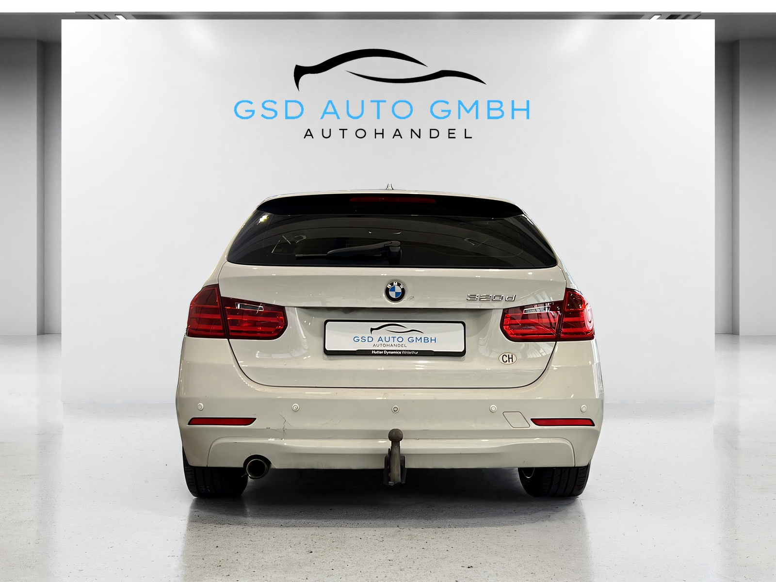 BMW 320d Touring Sport Line Steptronic**Anhängerkupplung**-image-3