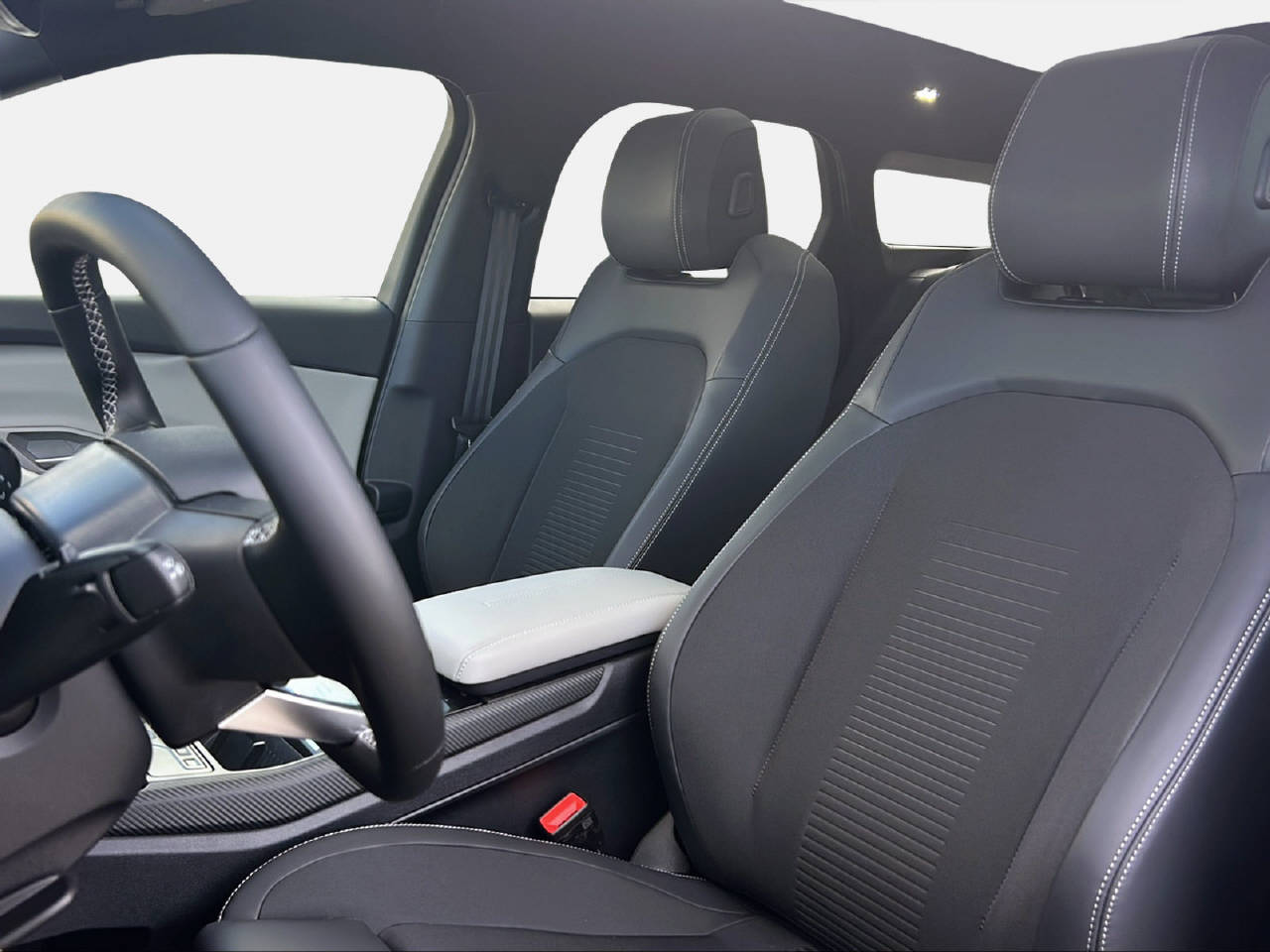 FORD Explorer Extended Range Premium AWD-image-9