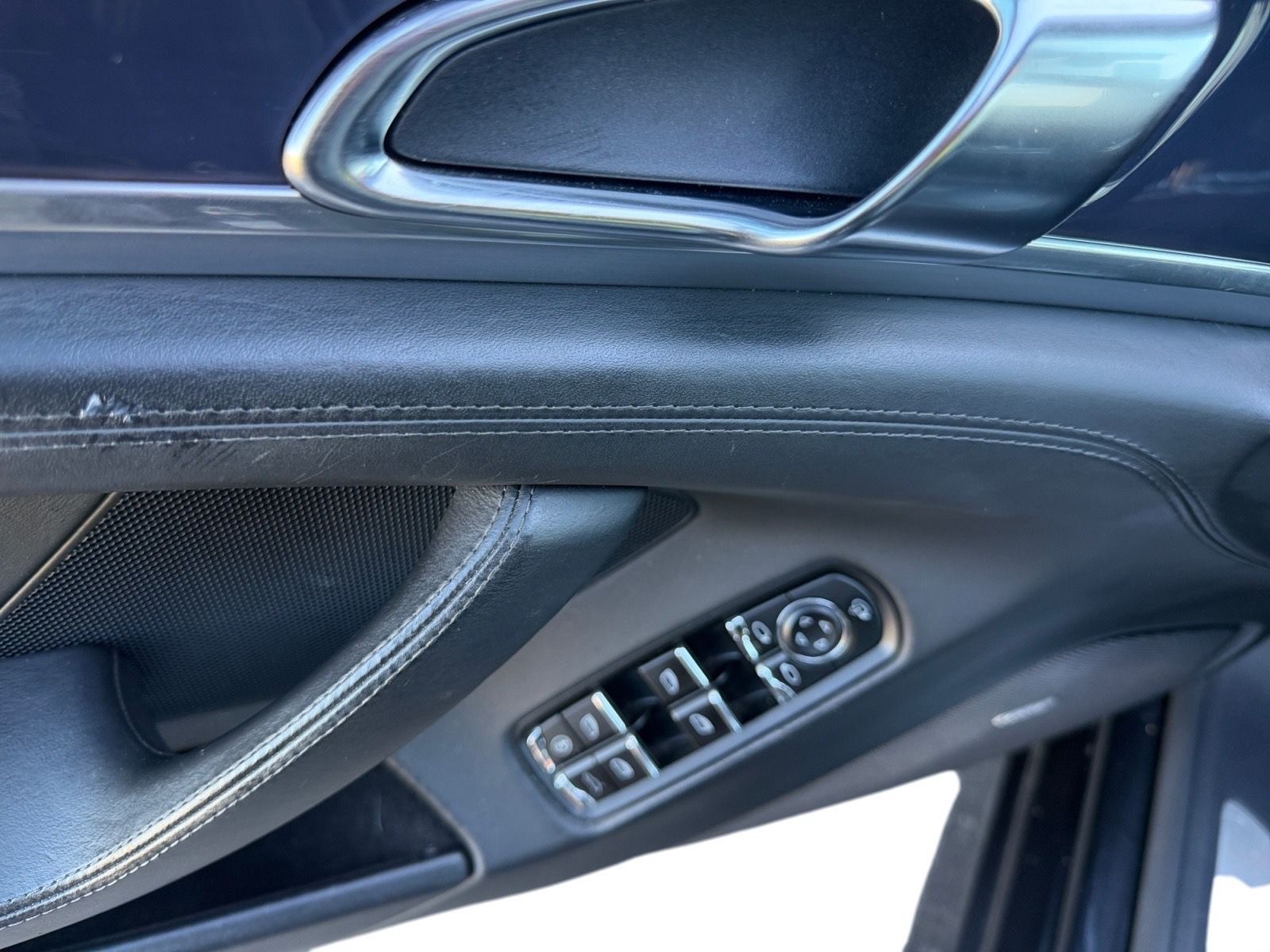 PORSCHE Panamera 4 3.6 PDK-image-14