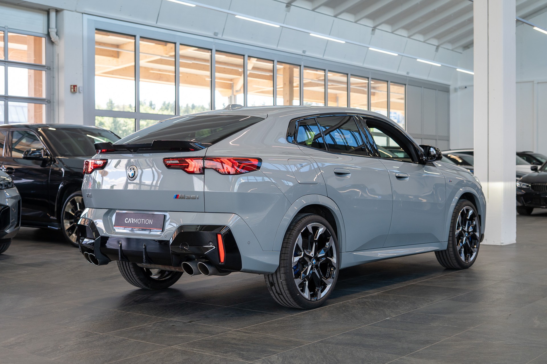BMW X2 M35i / Iconic Glow / Head-Up Display / Bowers Wilkins-image-7
