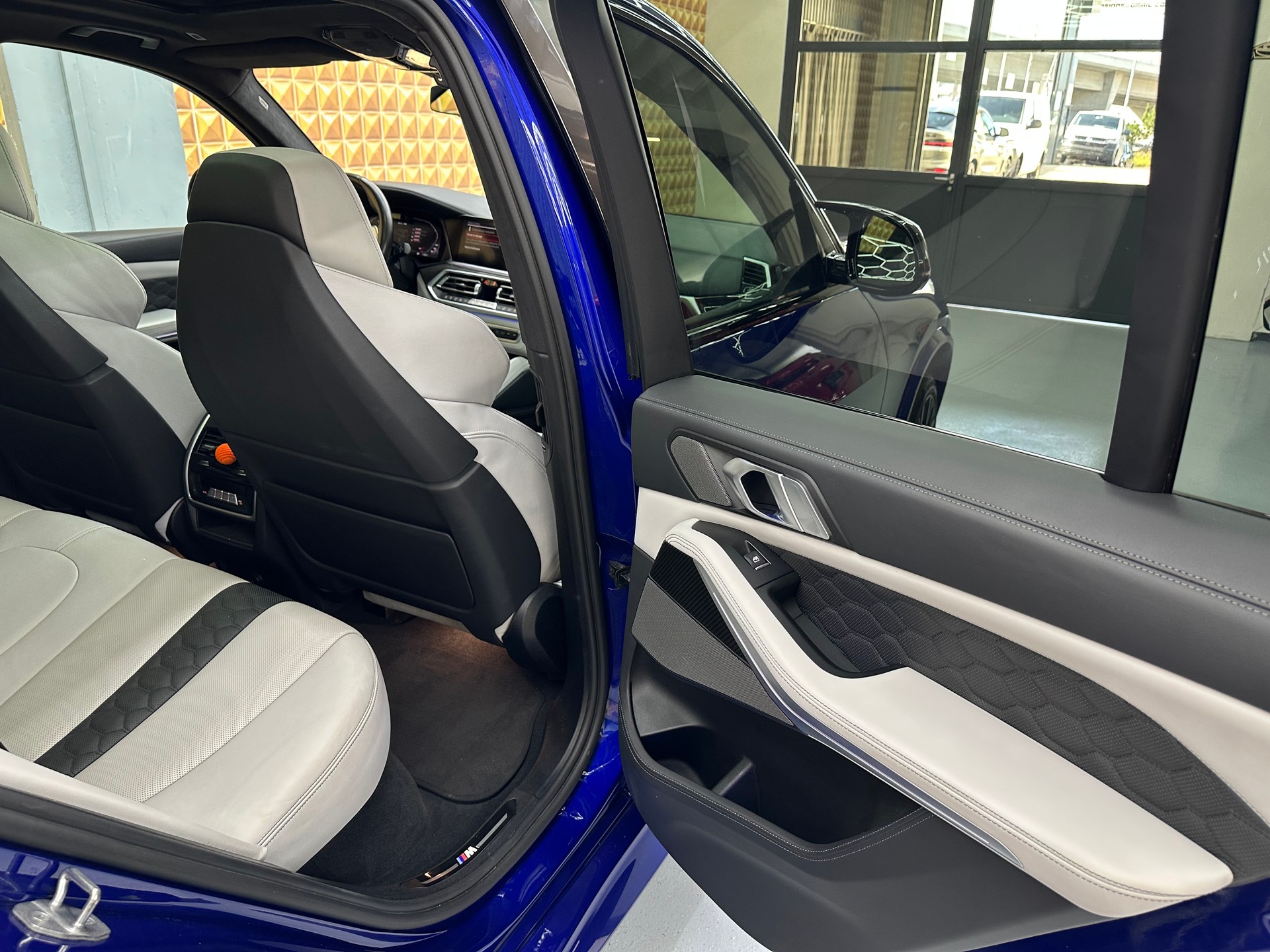 BMW X5M Competition Steptronic Competition-image-11