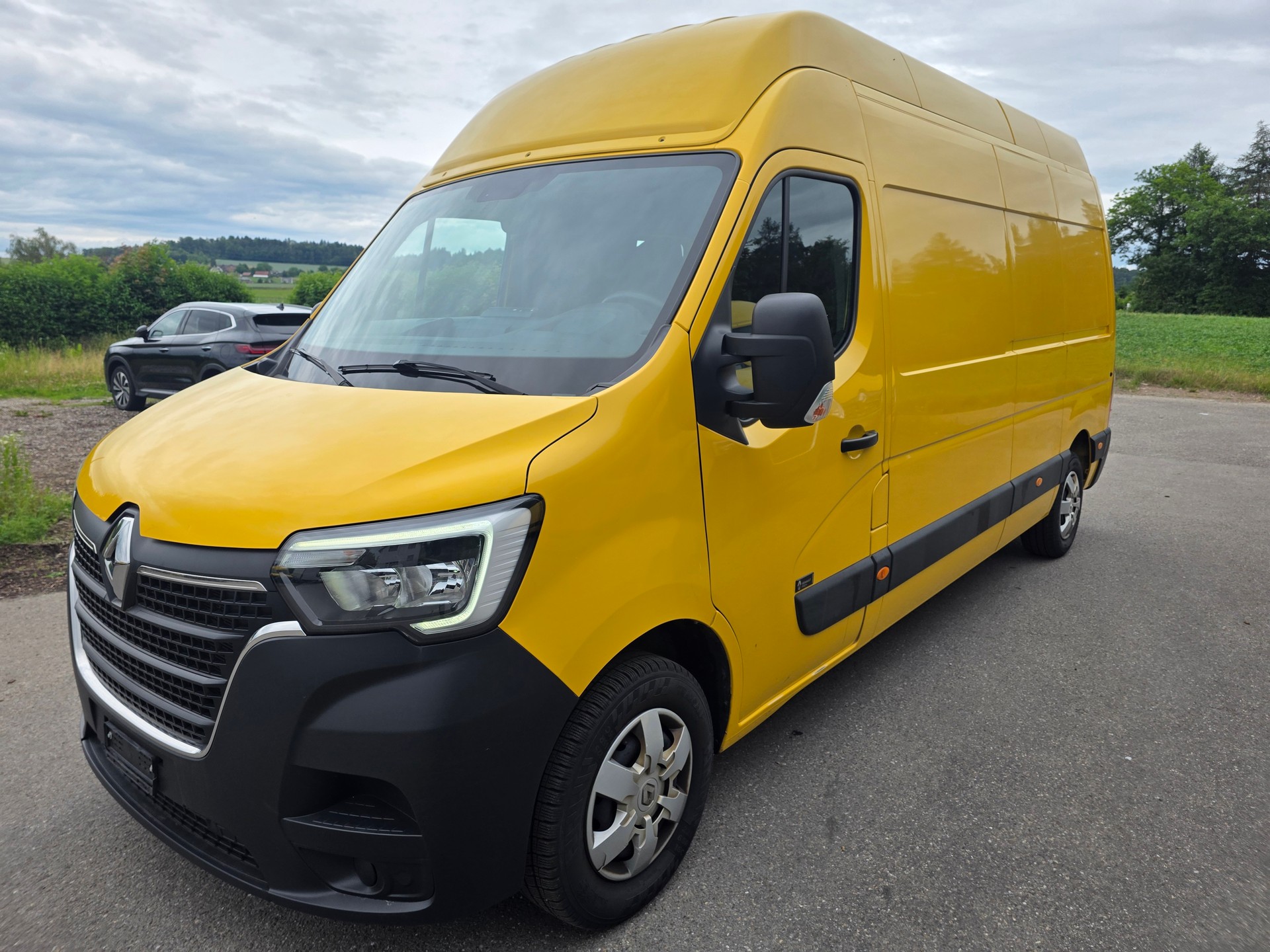 RENAULT Master T35 2.3dCi 135 L3H3-image-2