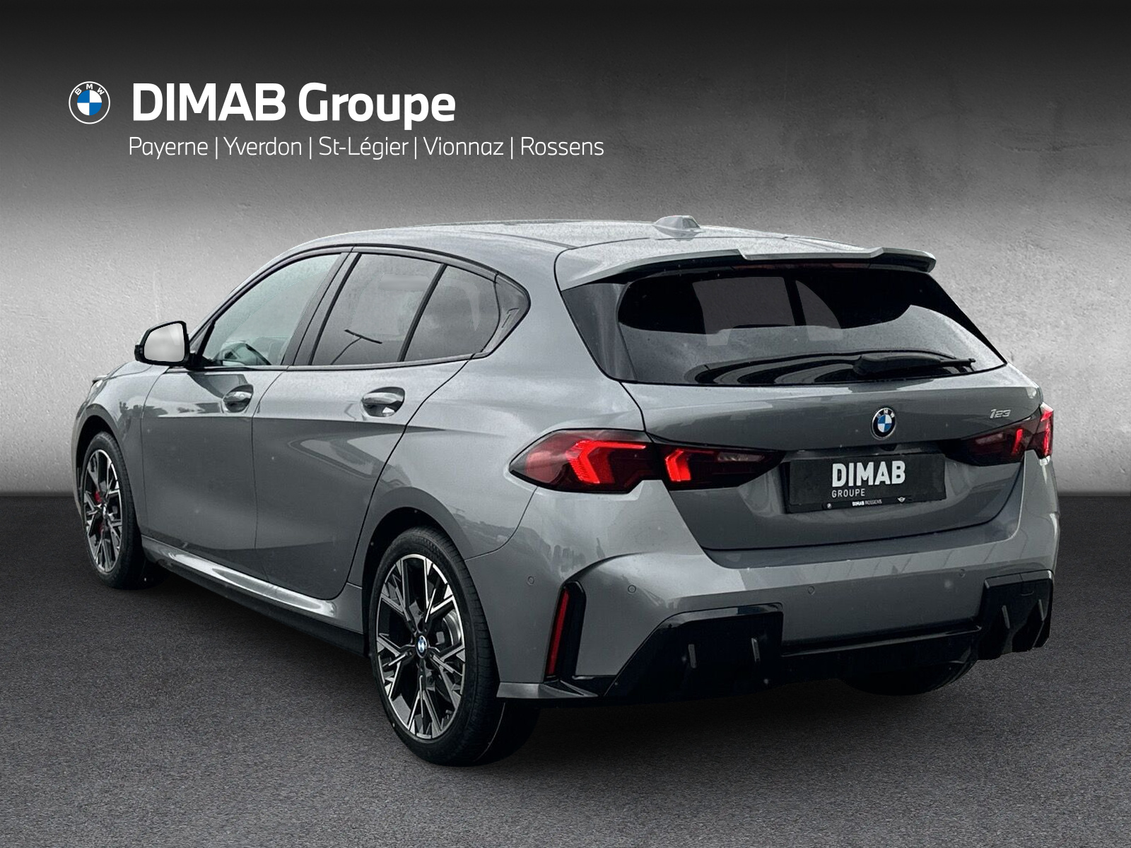 BMW 123 xDrive M Sport Pro Steptronic-image-2