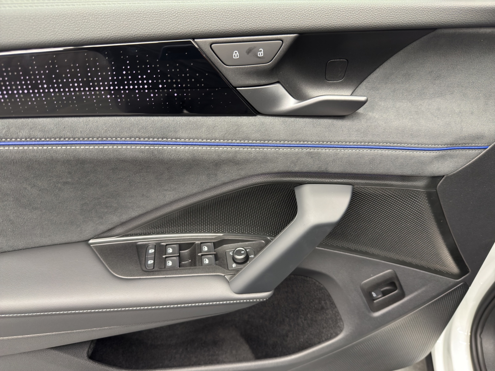 VW Tayron 2.0 TSI R-Line DSG 4motion-image-14