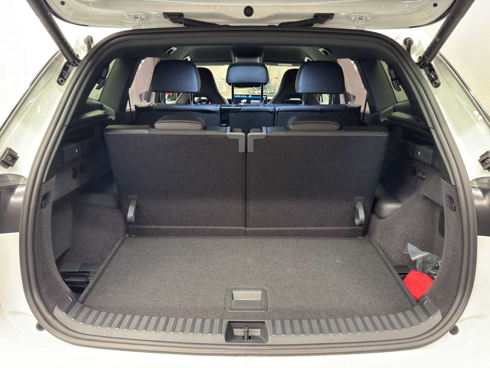 VW Tayron 2.0 TSI R-Line DSG 4motion-image-10