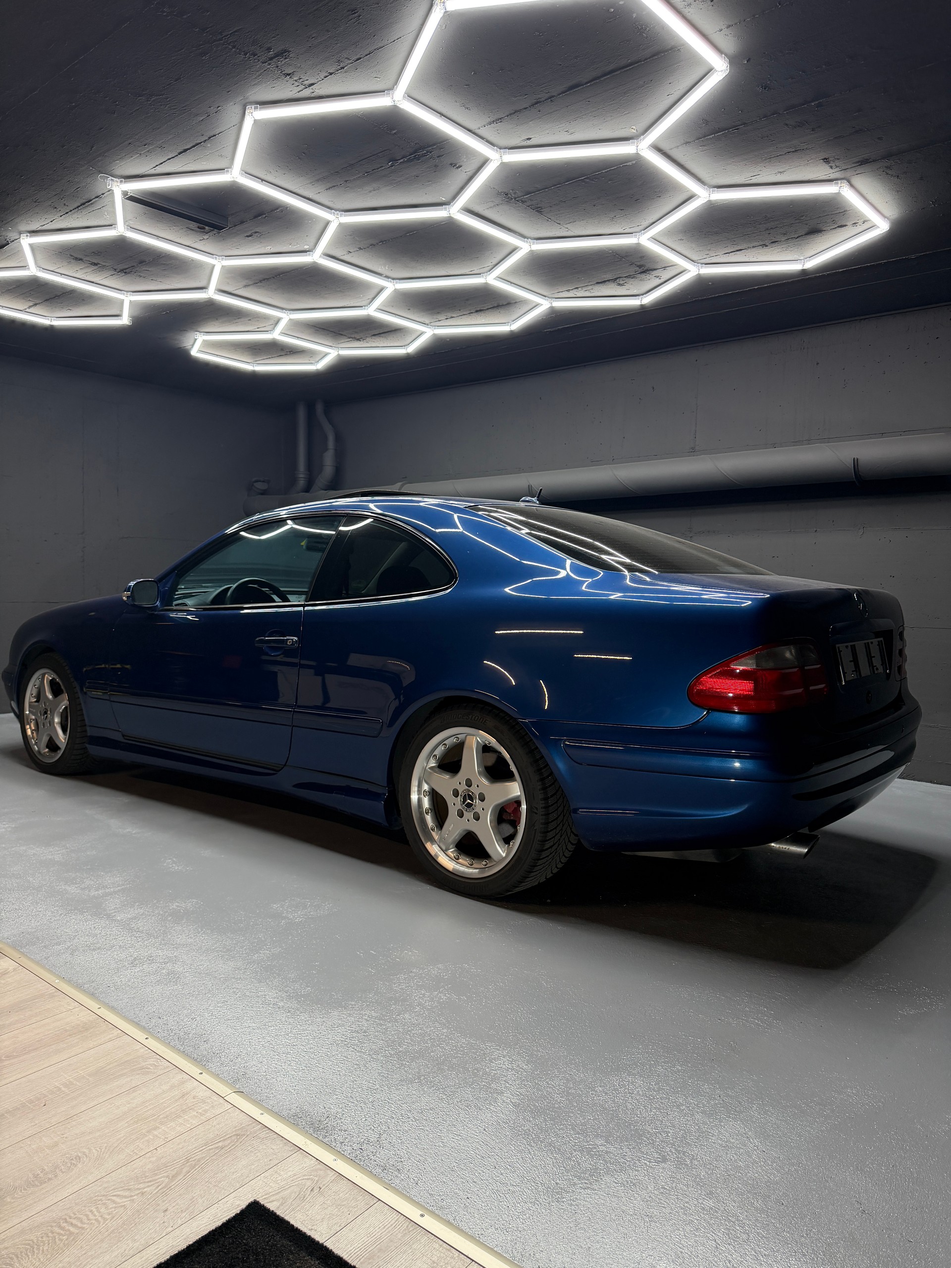 MERCEDES-BENZ AMG-Line-image-1