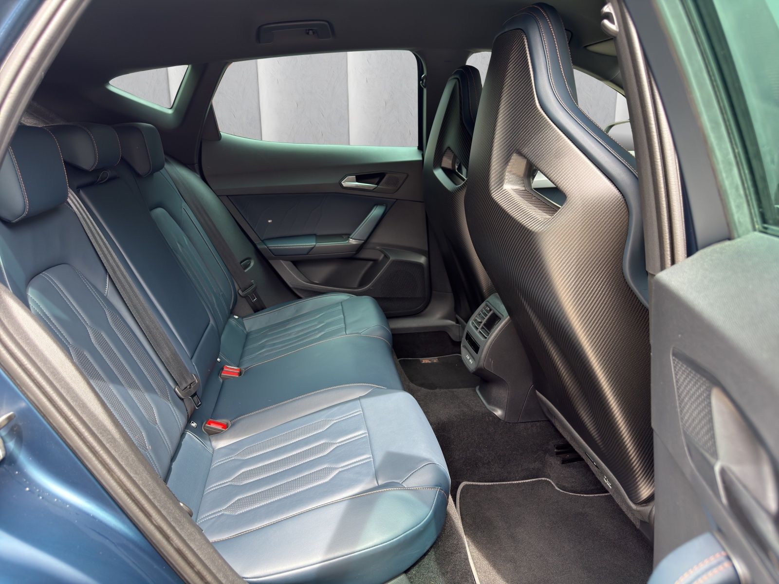 CUPRA Formentor 2.5TSI VZ5 4Drive DSG-image-9