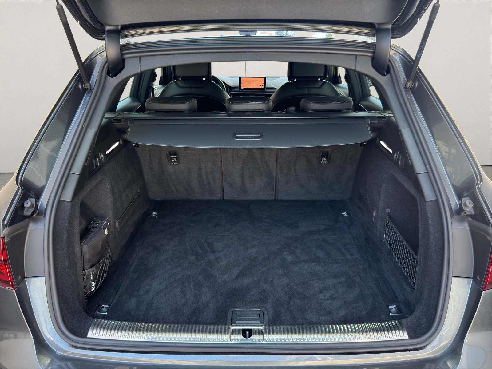 AUDI A4 Avant 2.0 TFSI Sport quattro S-tronic-image-14