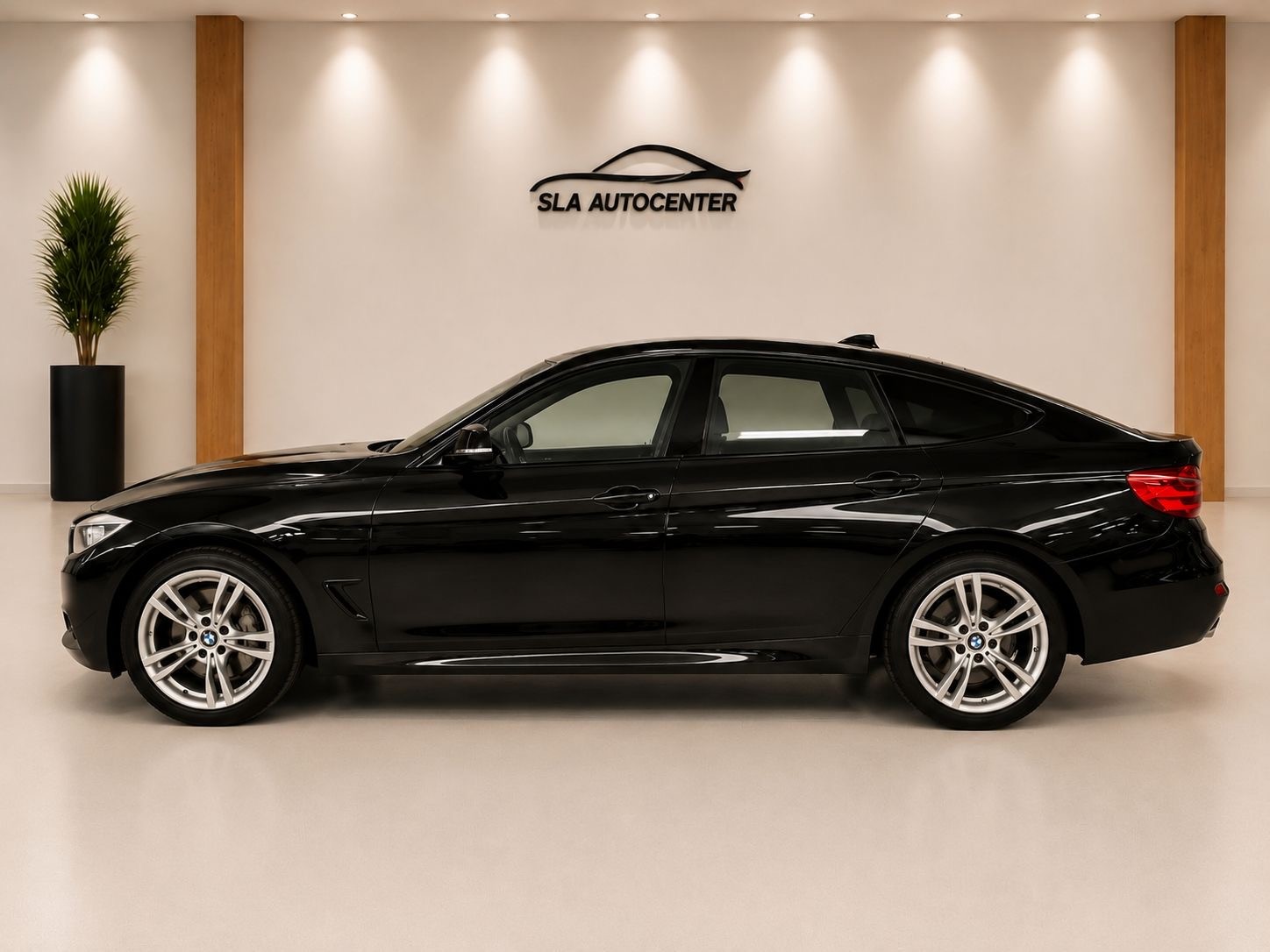 BMW 335i GT xDrive M Sport Steptronic-image-3