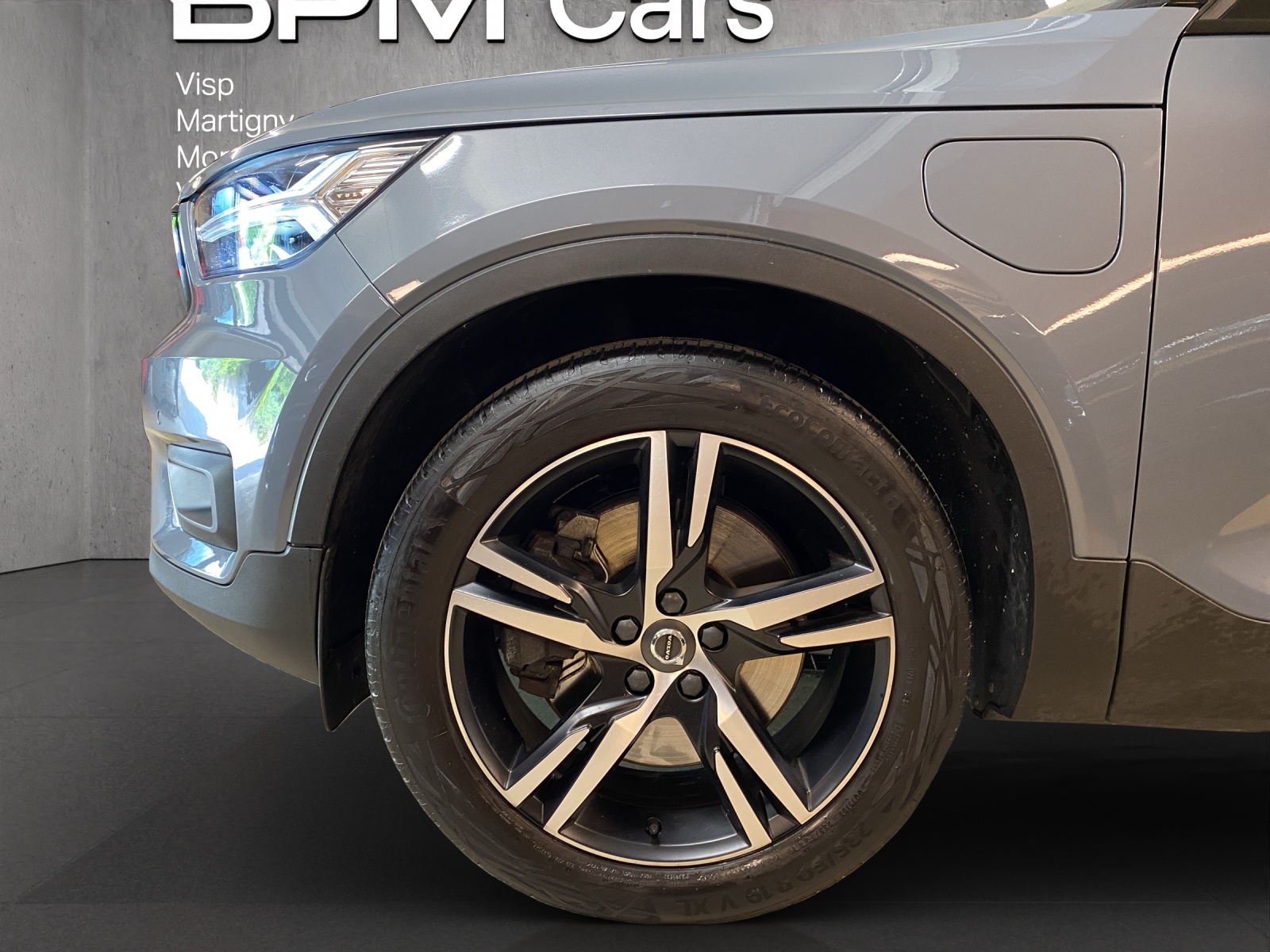 VOLVO XC40 T4 TwE R-Design DCT-image-6
