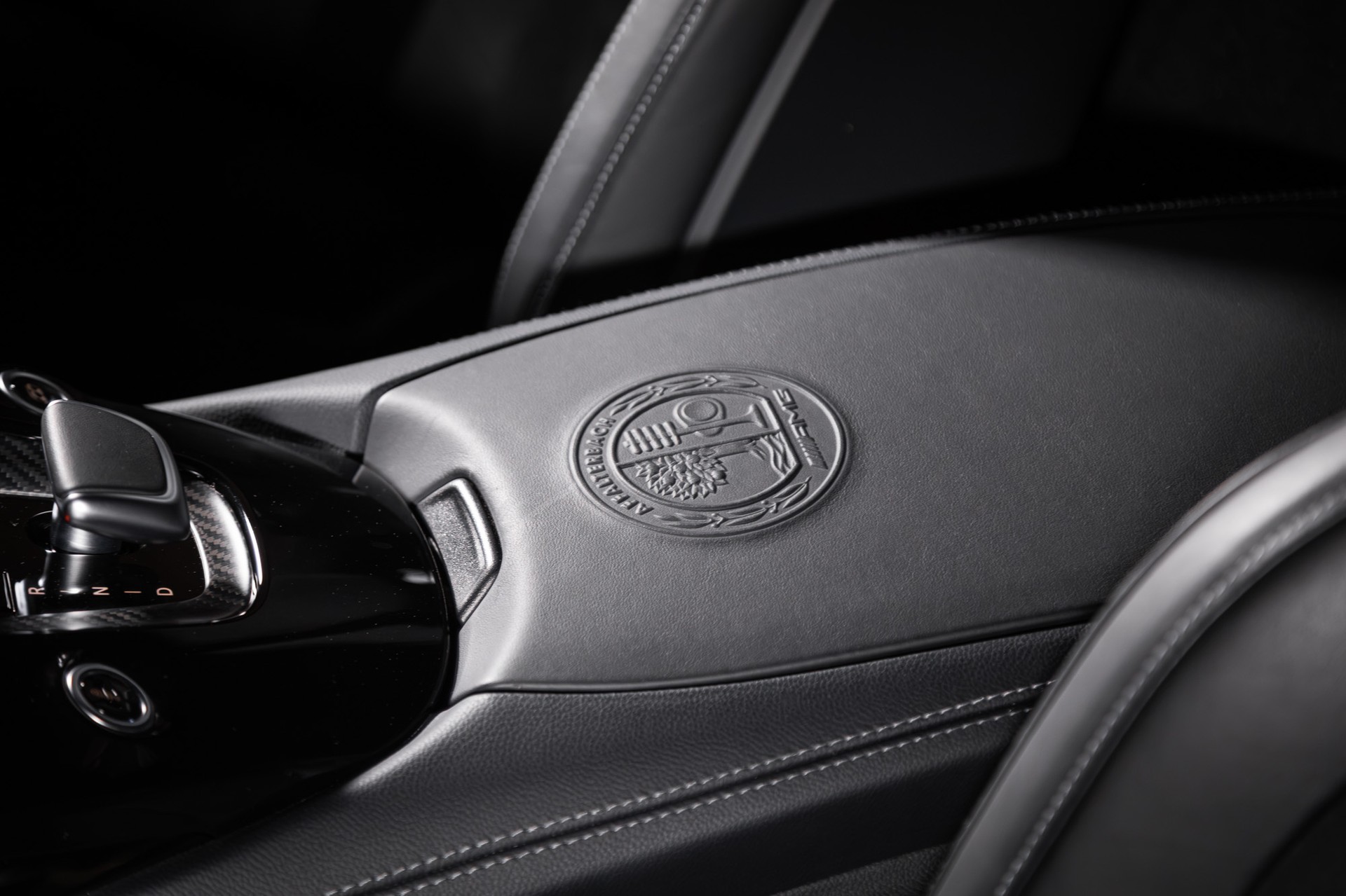 MERCEDES-BENZ AMG GT R Speedshift DCT-image-25