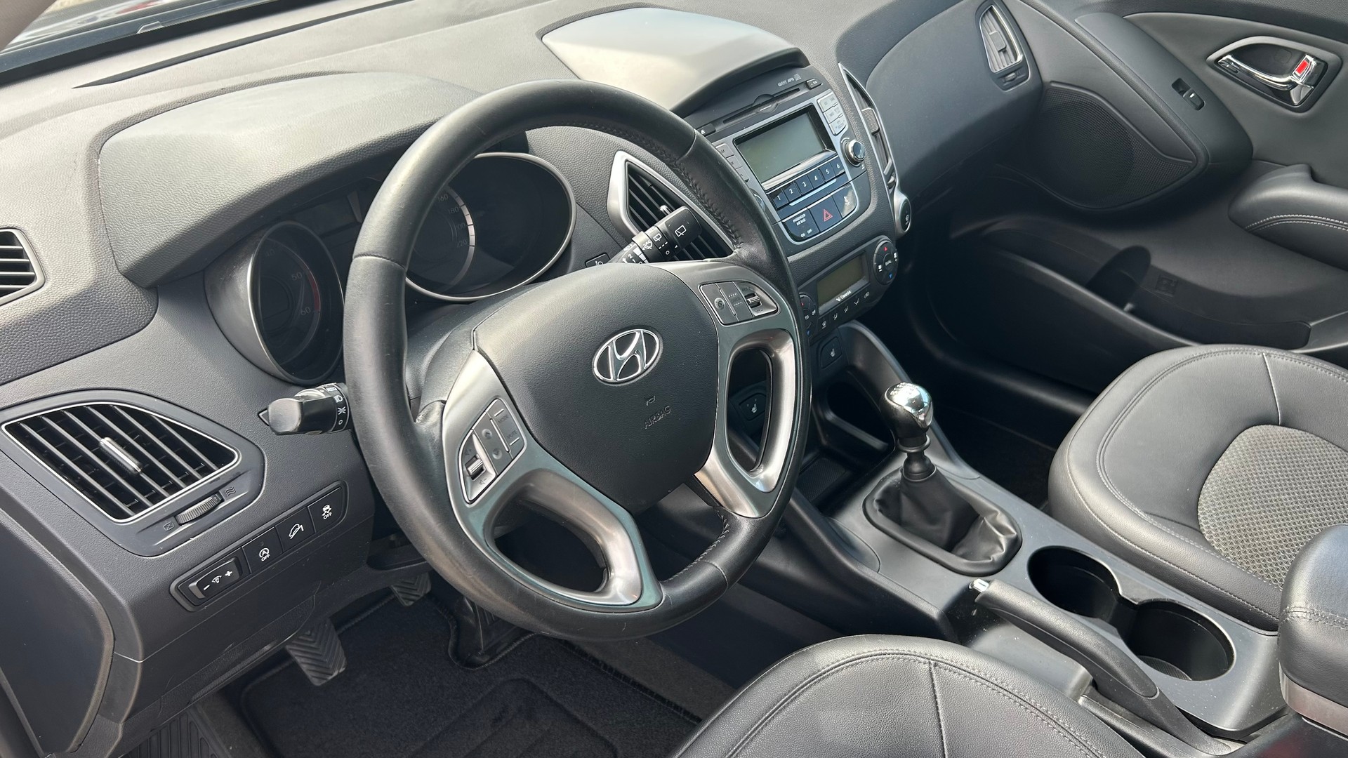 HYUNDAI iX 35 1.7 CRDi Style 2WD-image-1
