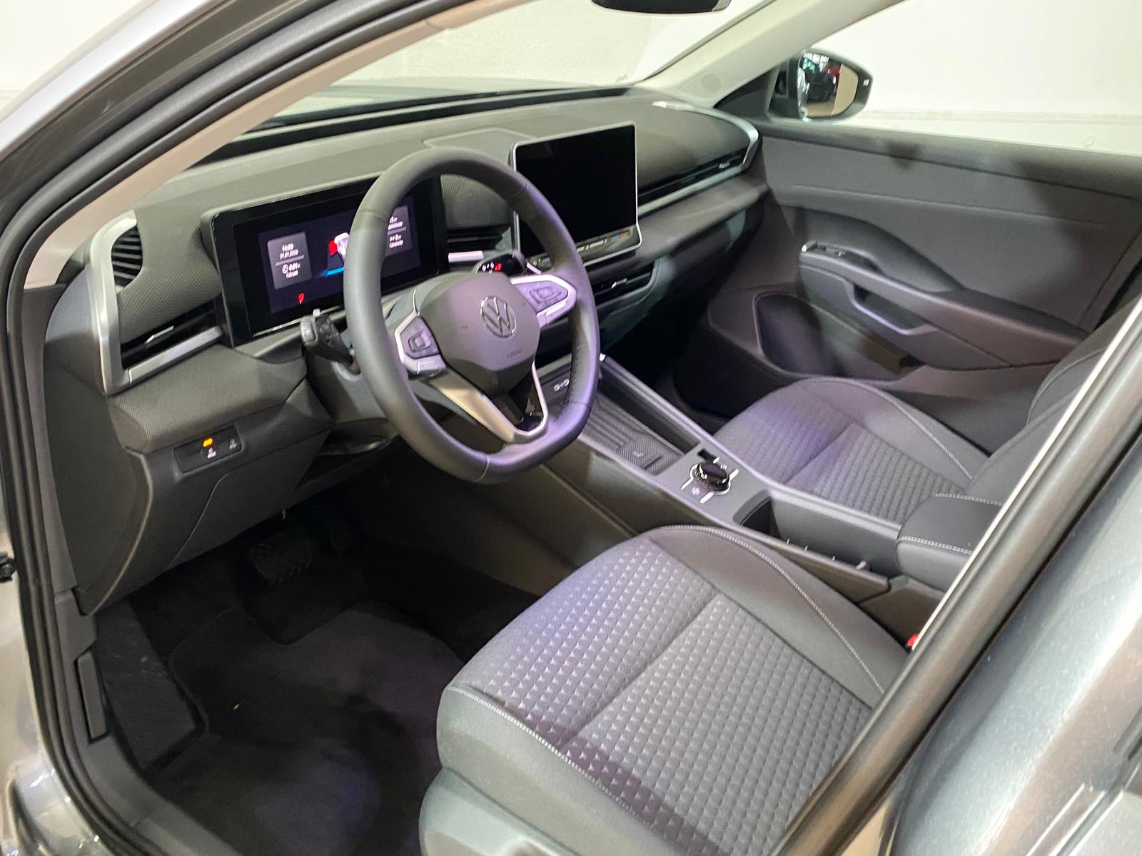 VW T-Roc 1.5 eTSI mHEV Trend DSG-image-6