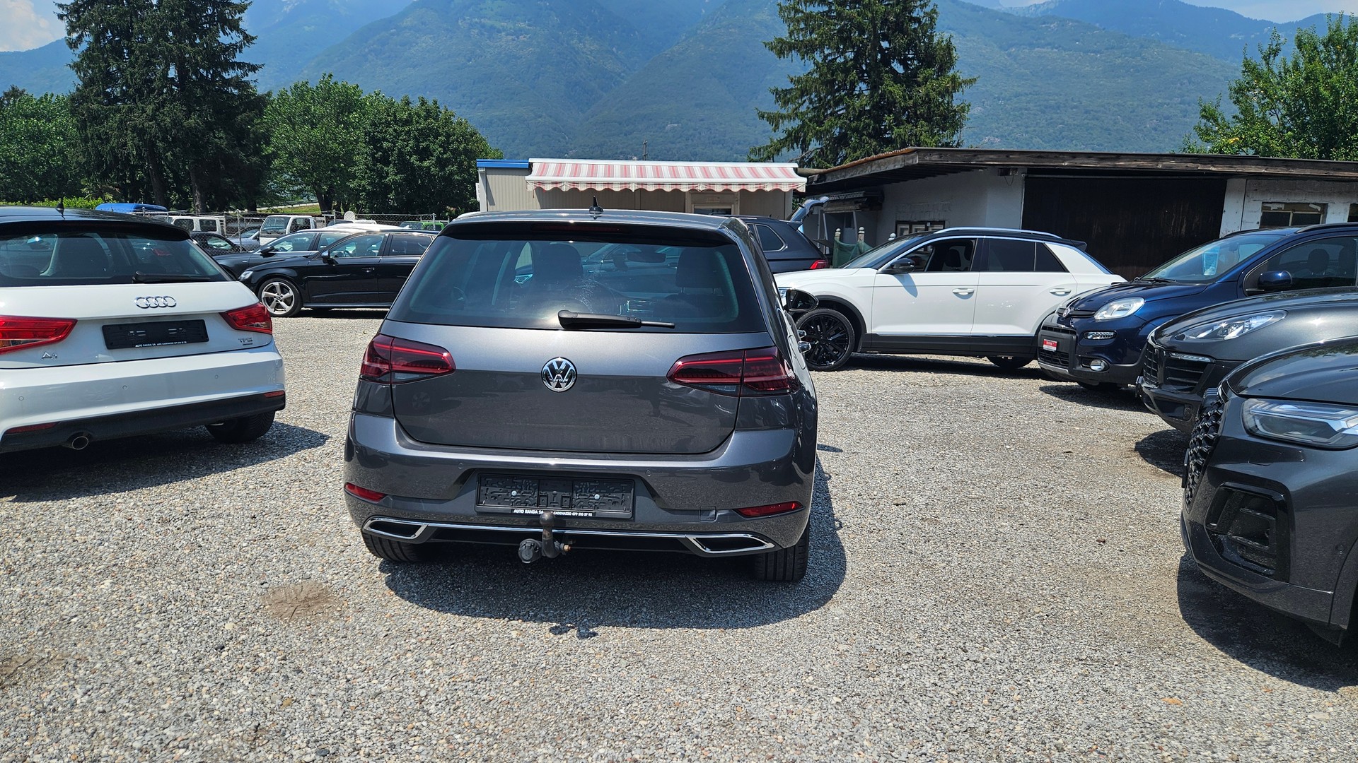 VW Golf 2.0 TDI Highline 4Motion DSG-image-4