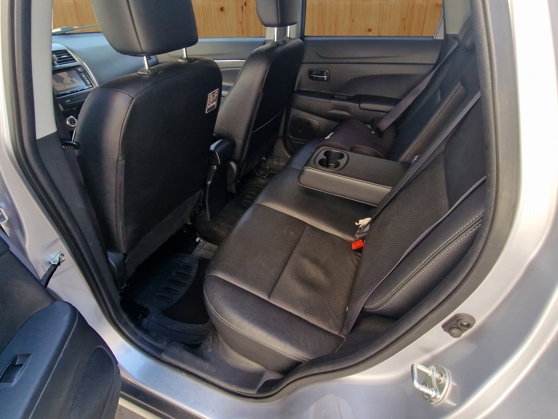 MITSUBISHI ASX 2.2 DID Navigator 4WD Automatic-image-8