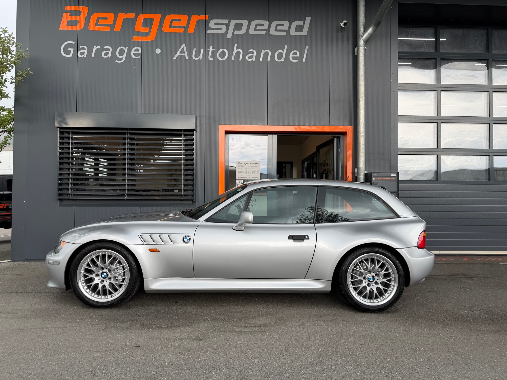 BMW Z3 2.8 l Coupe-showroom-element-1
