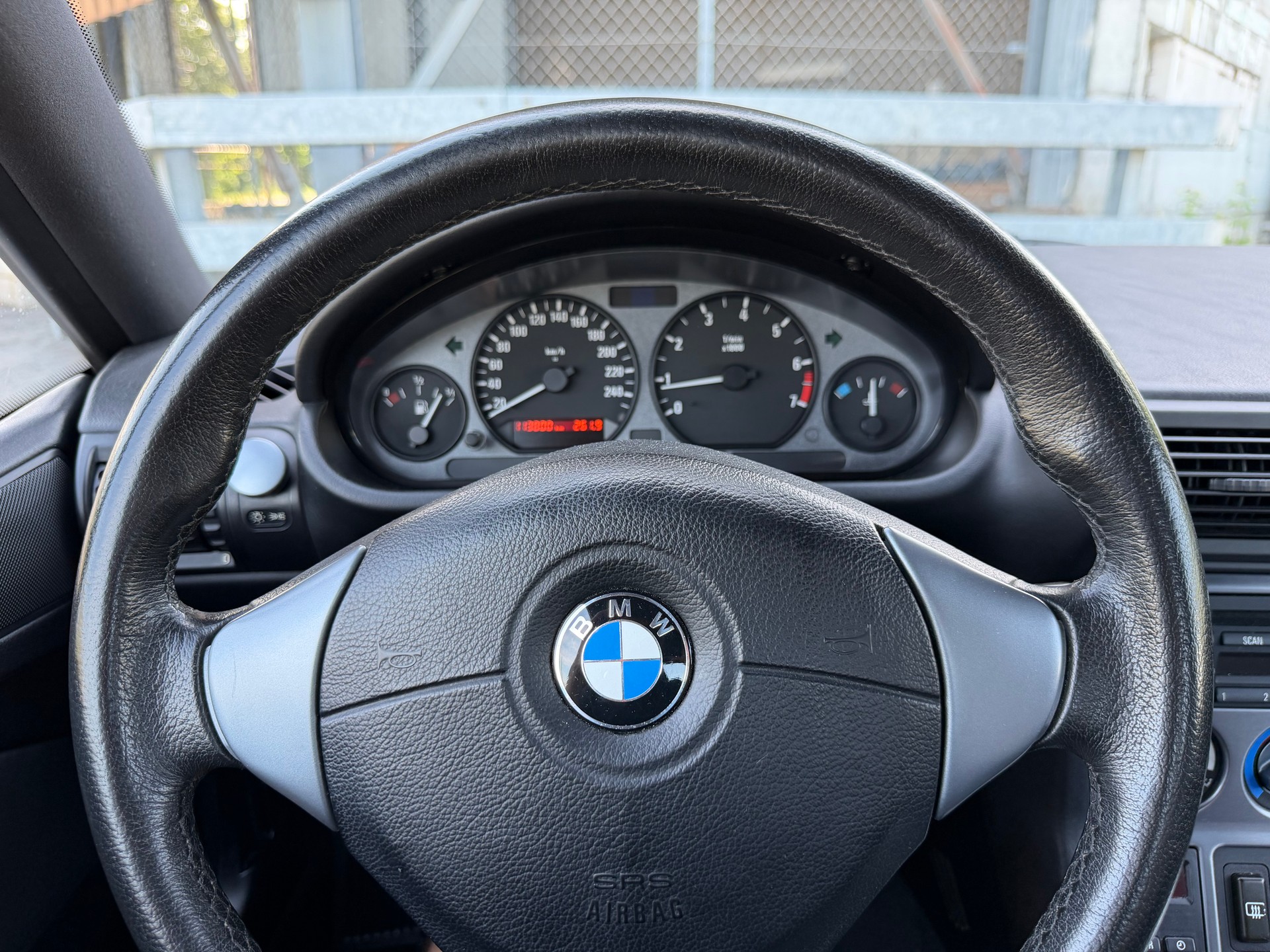 BMW 2.8 l Coupe-image-9