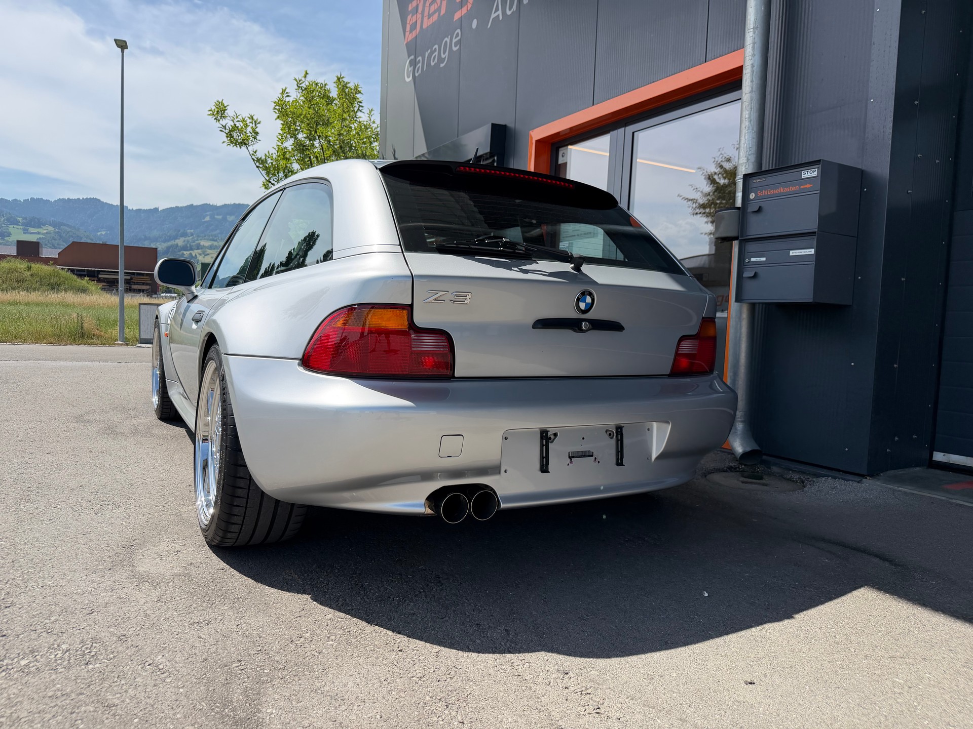 BMW 2.8 l Coupe-image-6