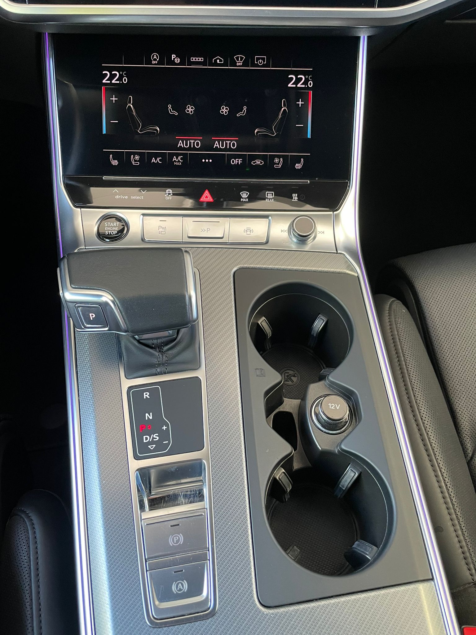 AUDI A6 Avant 3.0 50 TDI Sport quattro T-Tronic-image-9