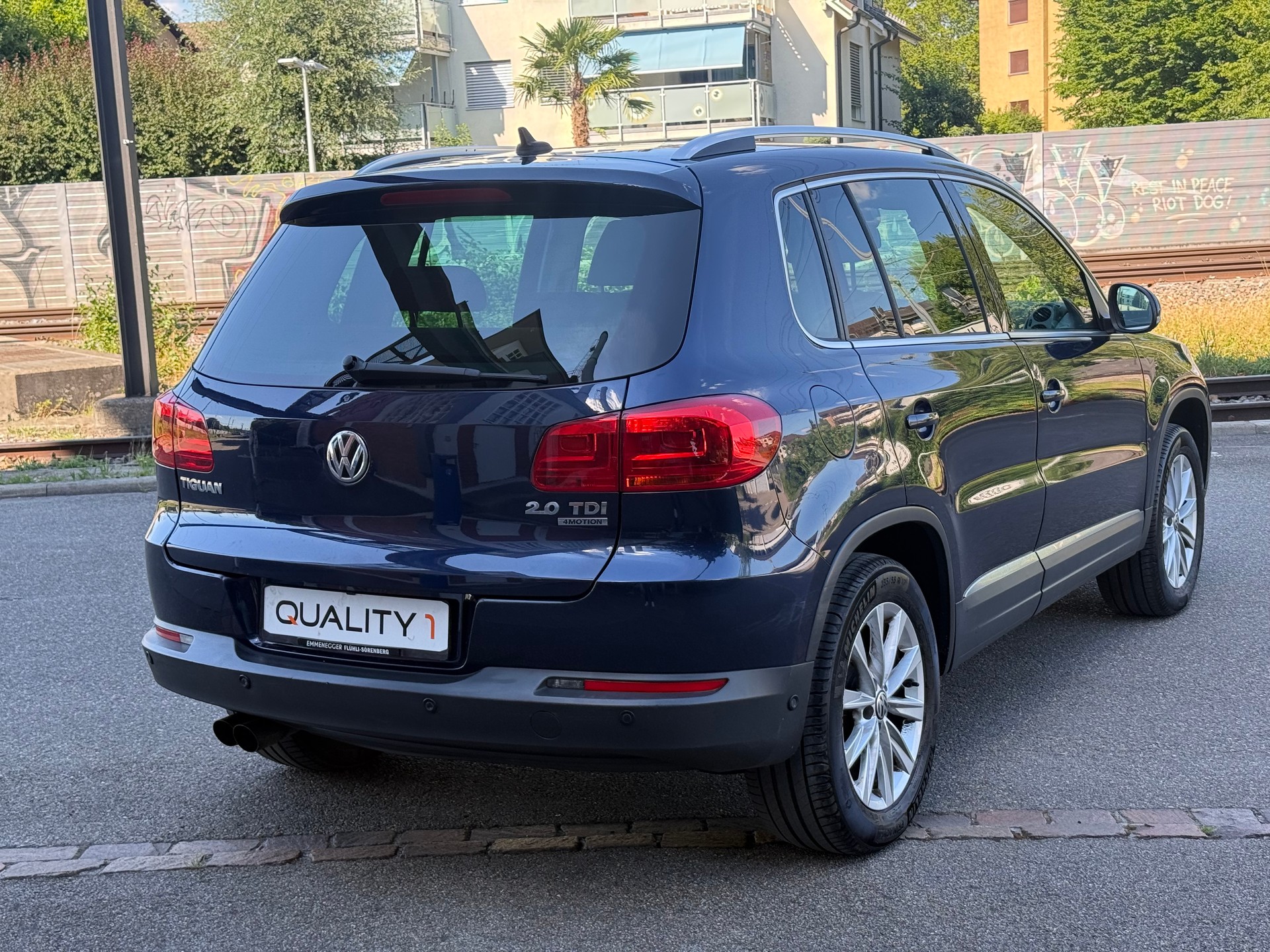 VW Tiguan 2.0 TDI BMT Design 4Motion DSG-image-3