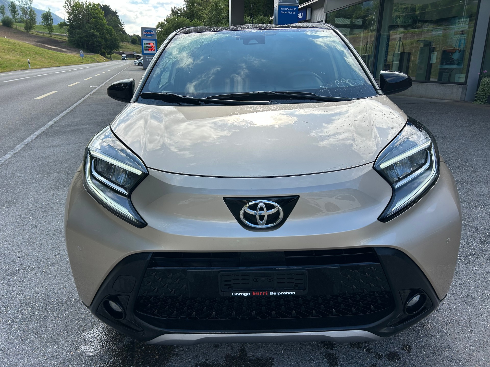 TOYOTA Aygo X 1.0 VVT-i Style CVT-image-2