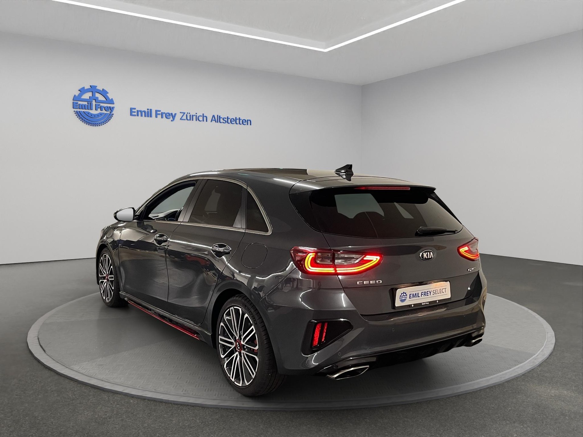 KIA Ceed 1.6 T-GDi GT-image-2