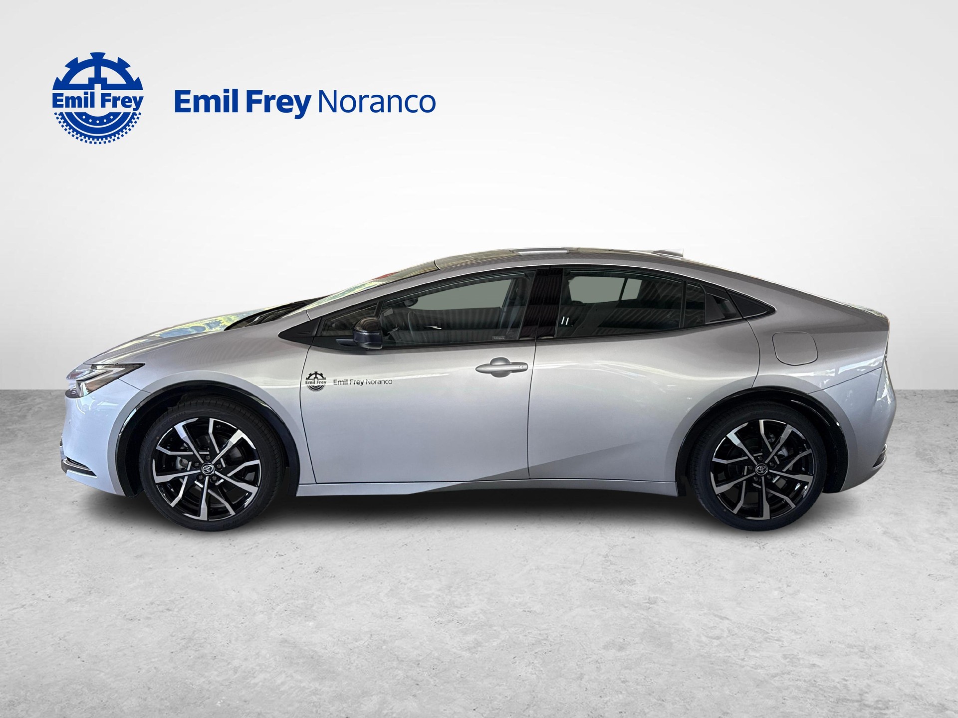 TOYOTA Prius 2.0 Plug-In-Hybrid Style-image-1