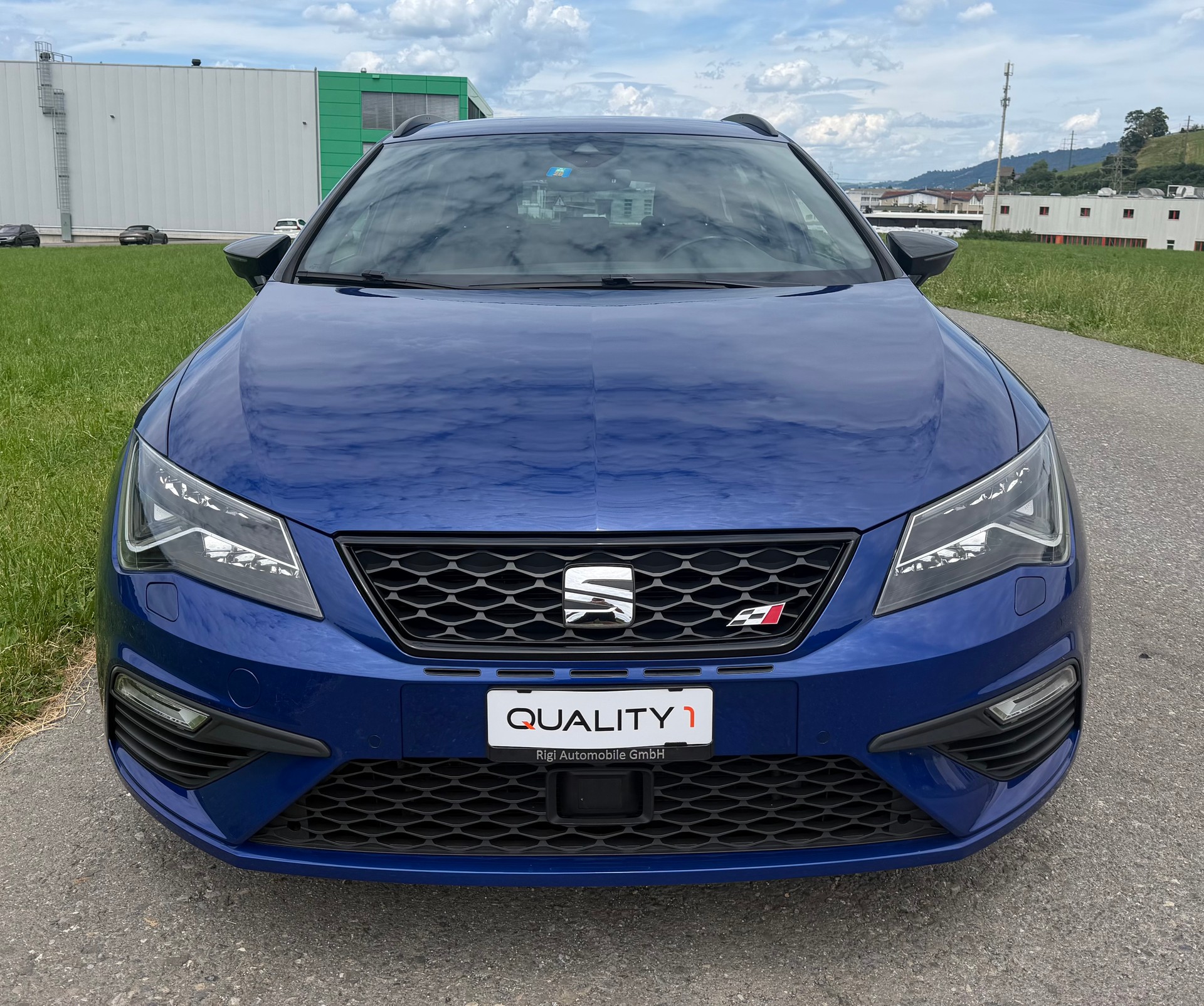 SEAT Leon ST 2.0 TSI Cupra 300 4 Drive DSG-image-7