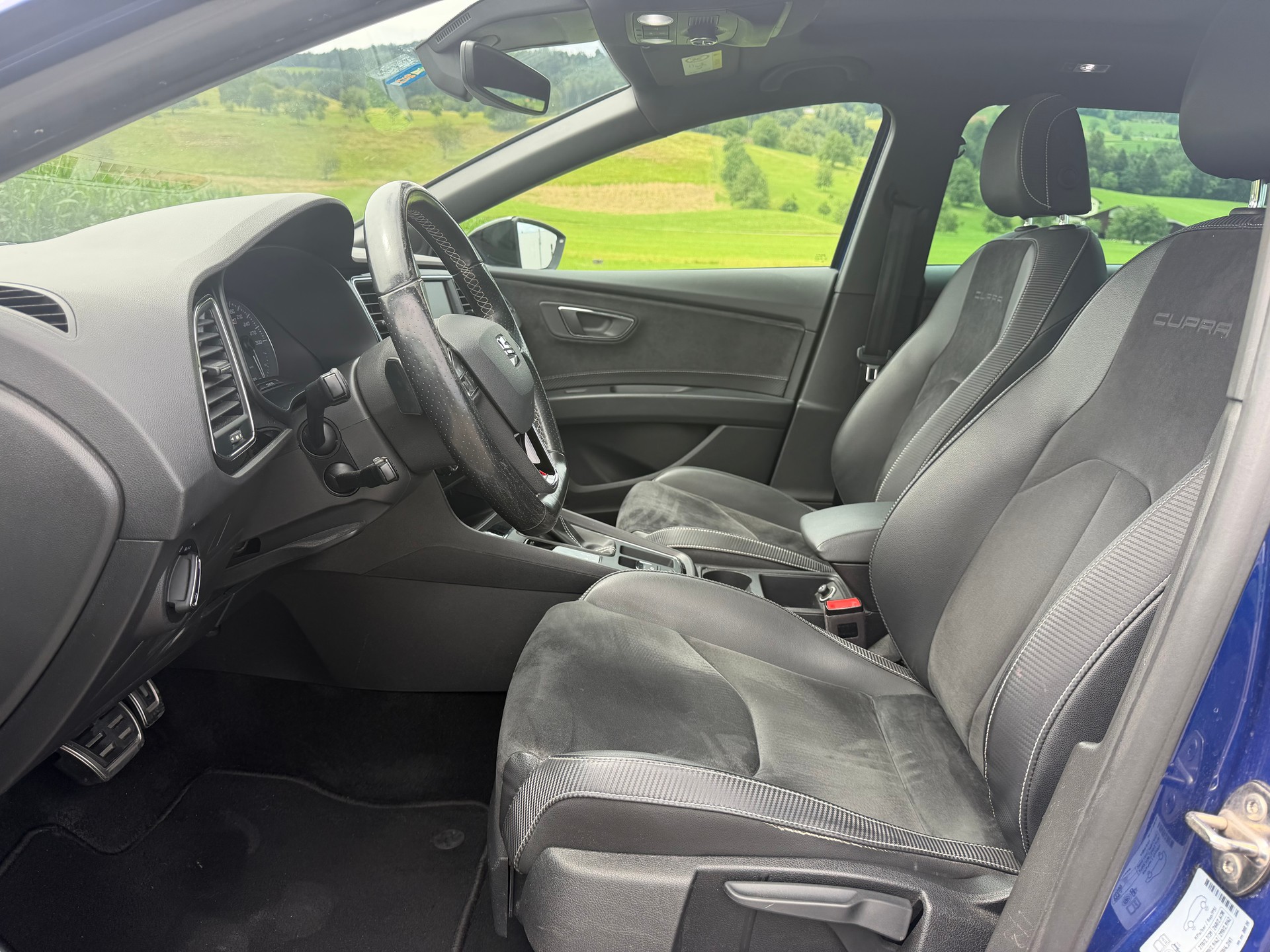 SEAT Leon ST 2.0 TSI Cupra 300 4 Drive DSG-image-9