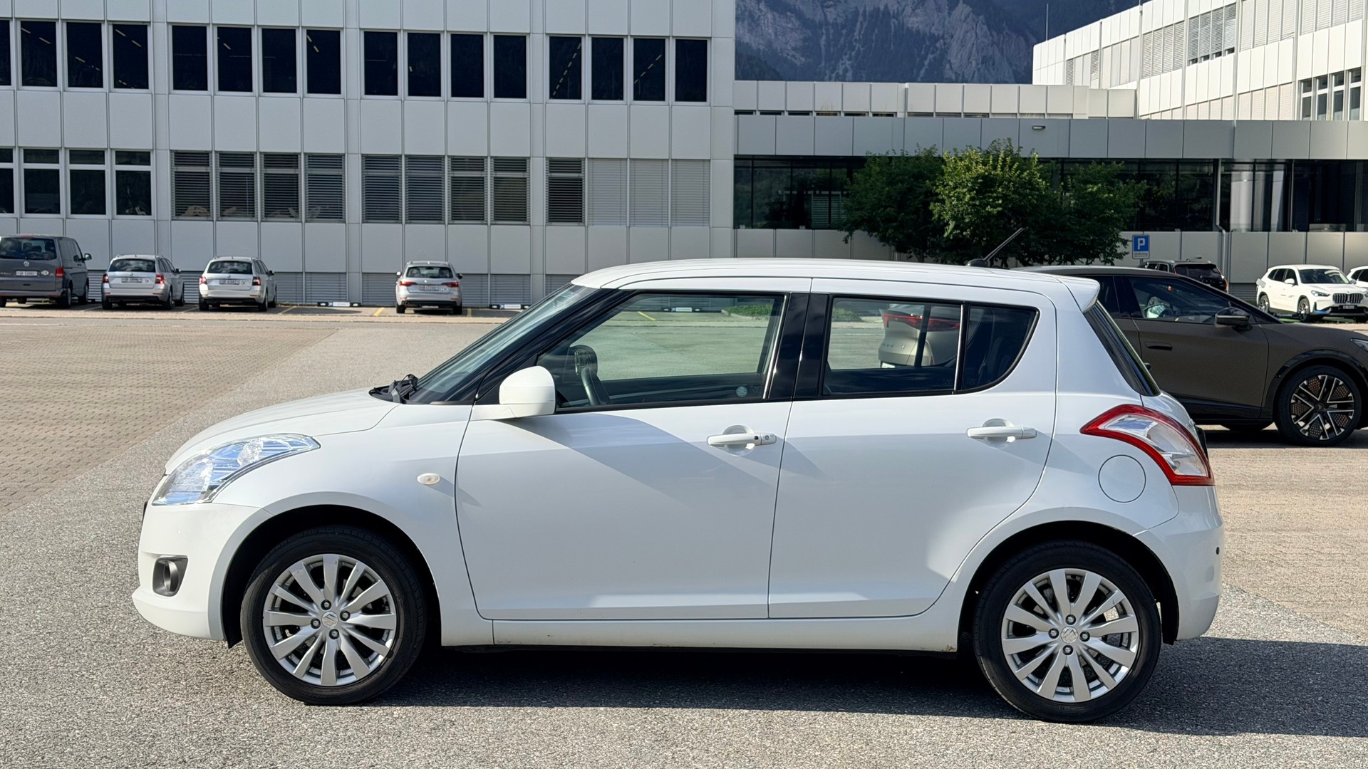 SUZUKI Swift 1.2i 16V GL Top 4x4-image-7