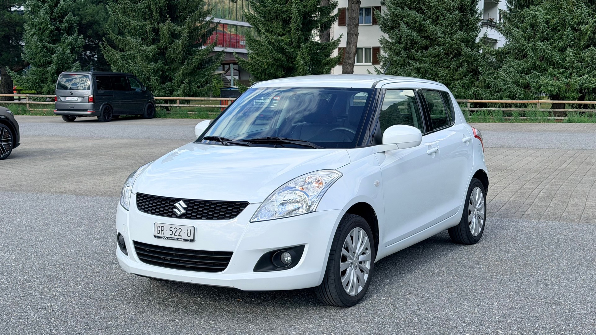 SUZUKI Swift 1.2i 16V GL Top 4x4-image-0
