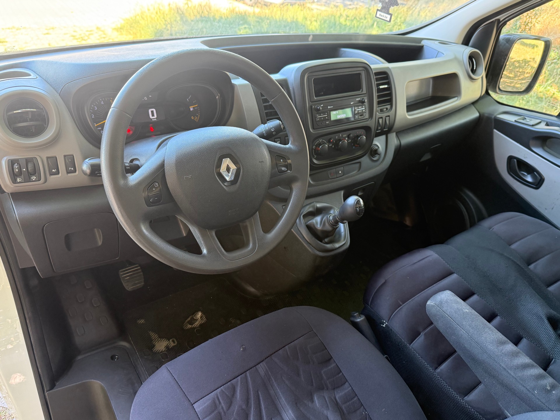 RENAULT Trafic 1.6 dCi 115 2.9t Business L1H1-image-7