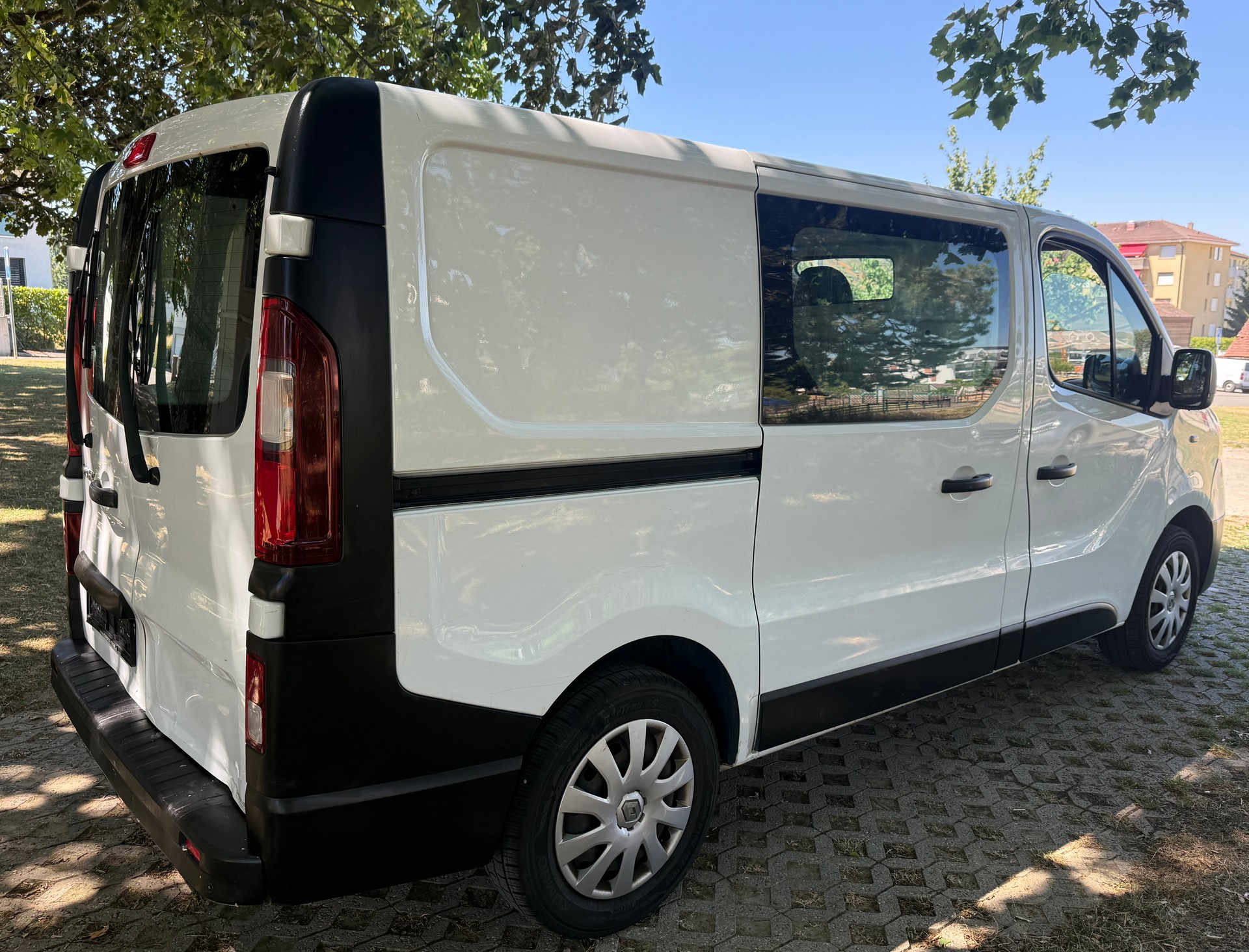 RENAULT Trafic 1.6 dCi 115 2.9t Business L1H1-image-3