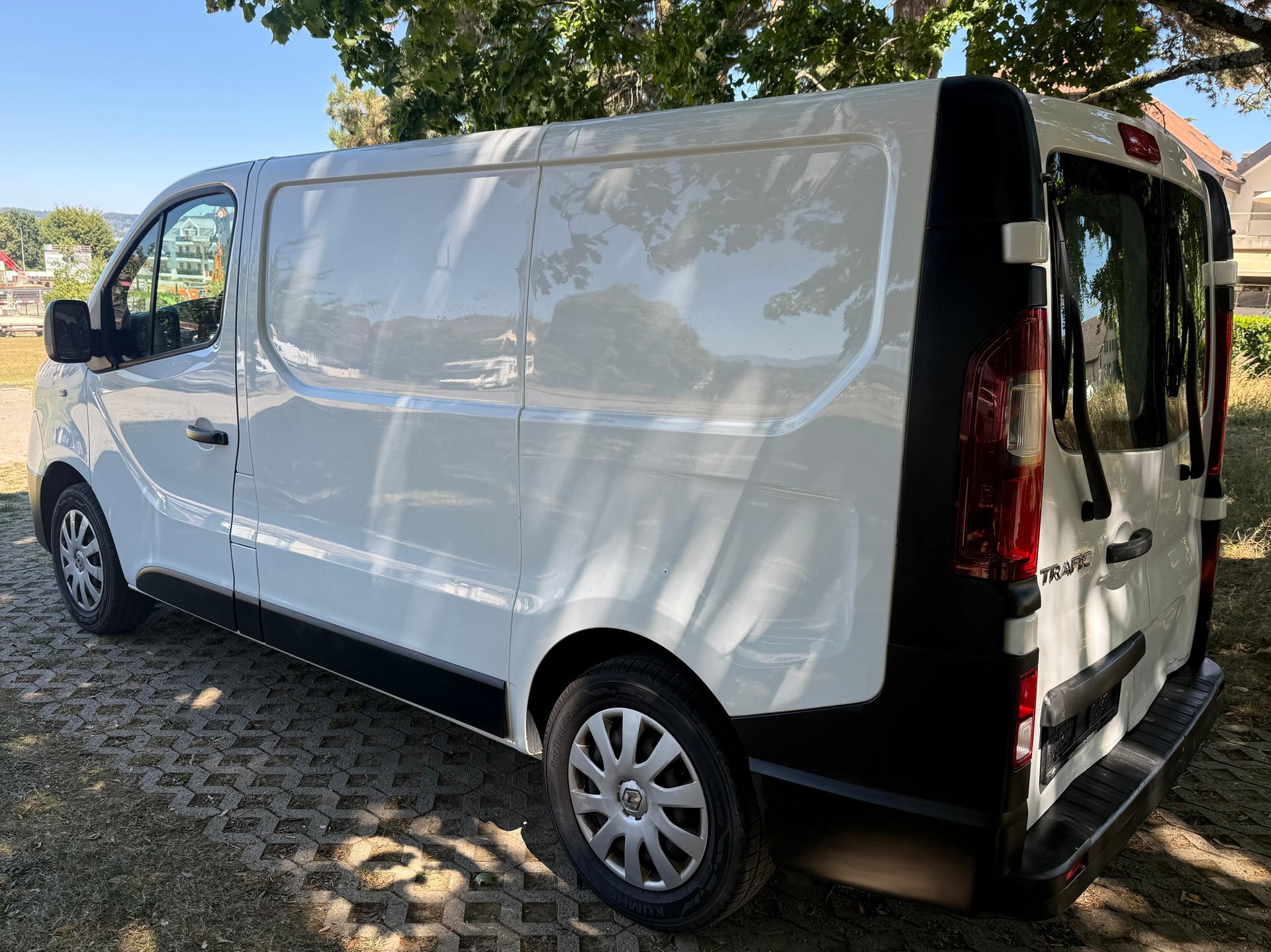 RENAULT Trafic 1.6 dCi 115 2.9t Business L1H1-image-5